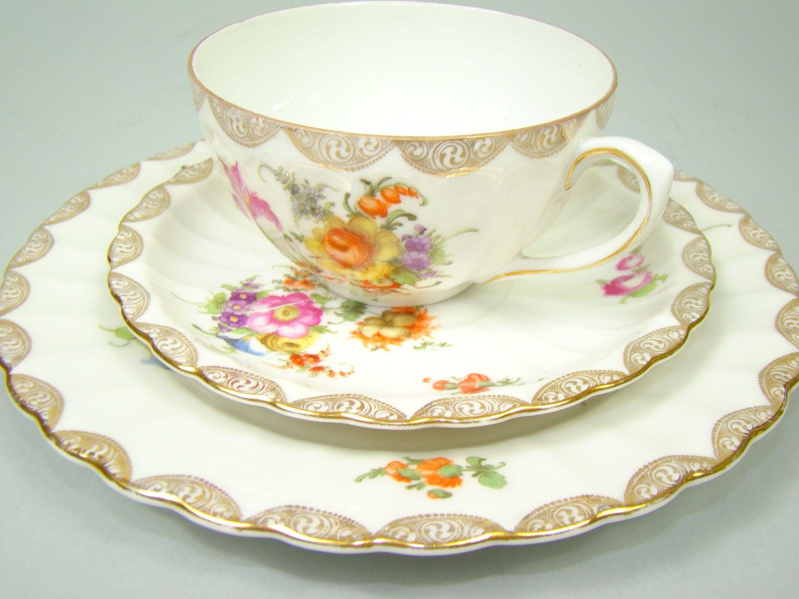 RĘCZNIE MALOWANY UKWIECONY OKAZ RĘCZNIE MALOWANY UKWIECONY OKAZ