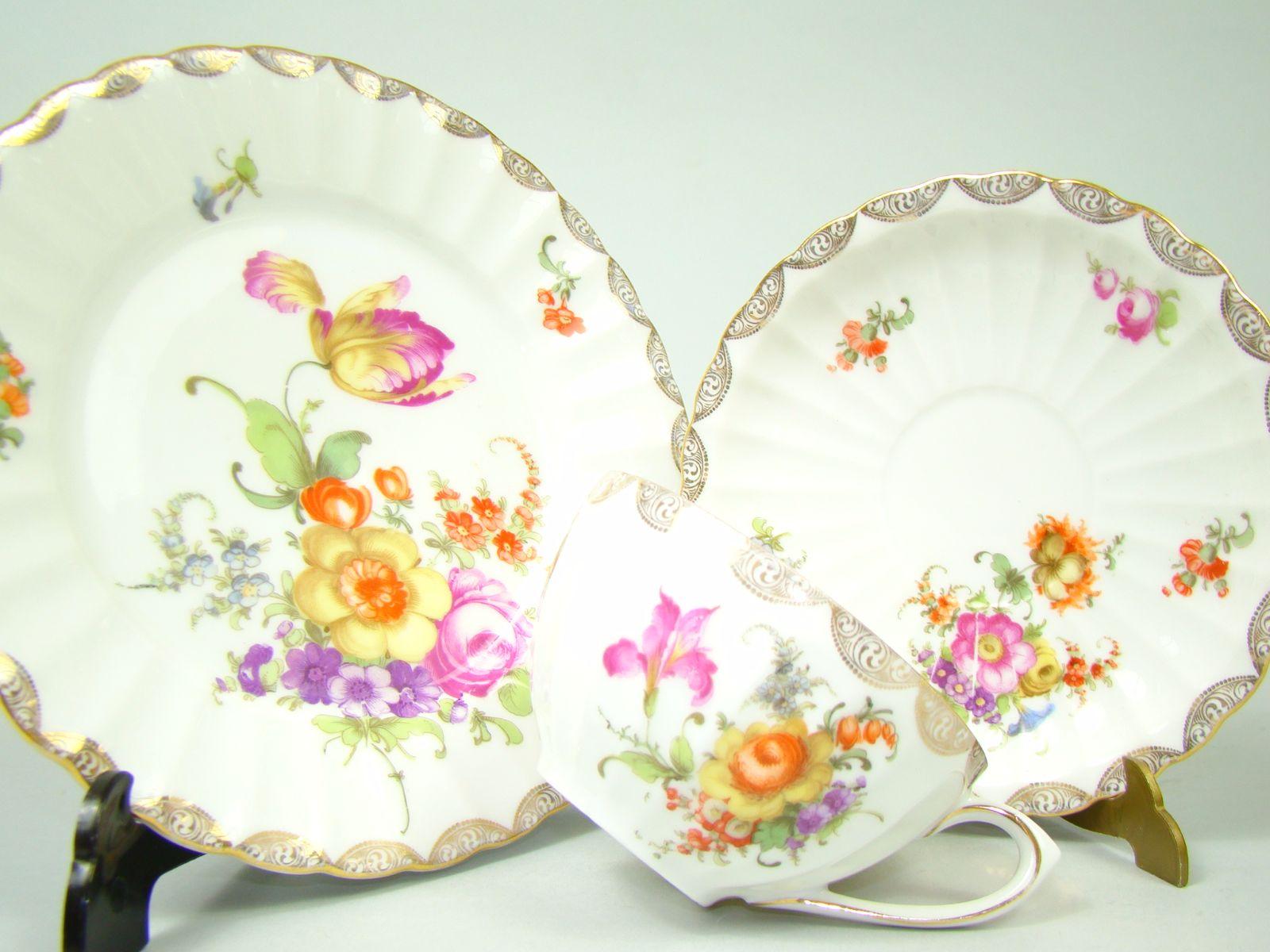 RĘCZNIE MALOWANY UKWIECONY OKAZ RĘCZNIE MALOWANY UKWIECONY OKAZ