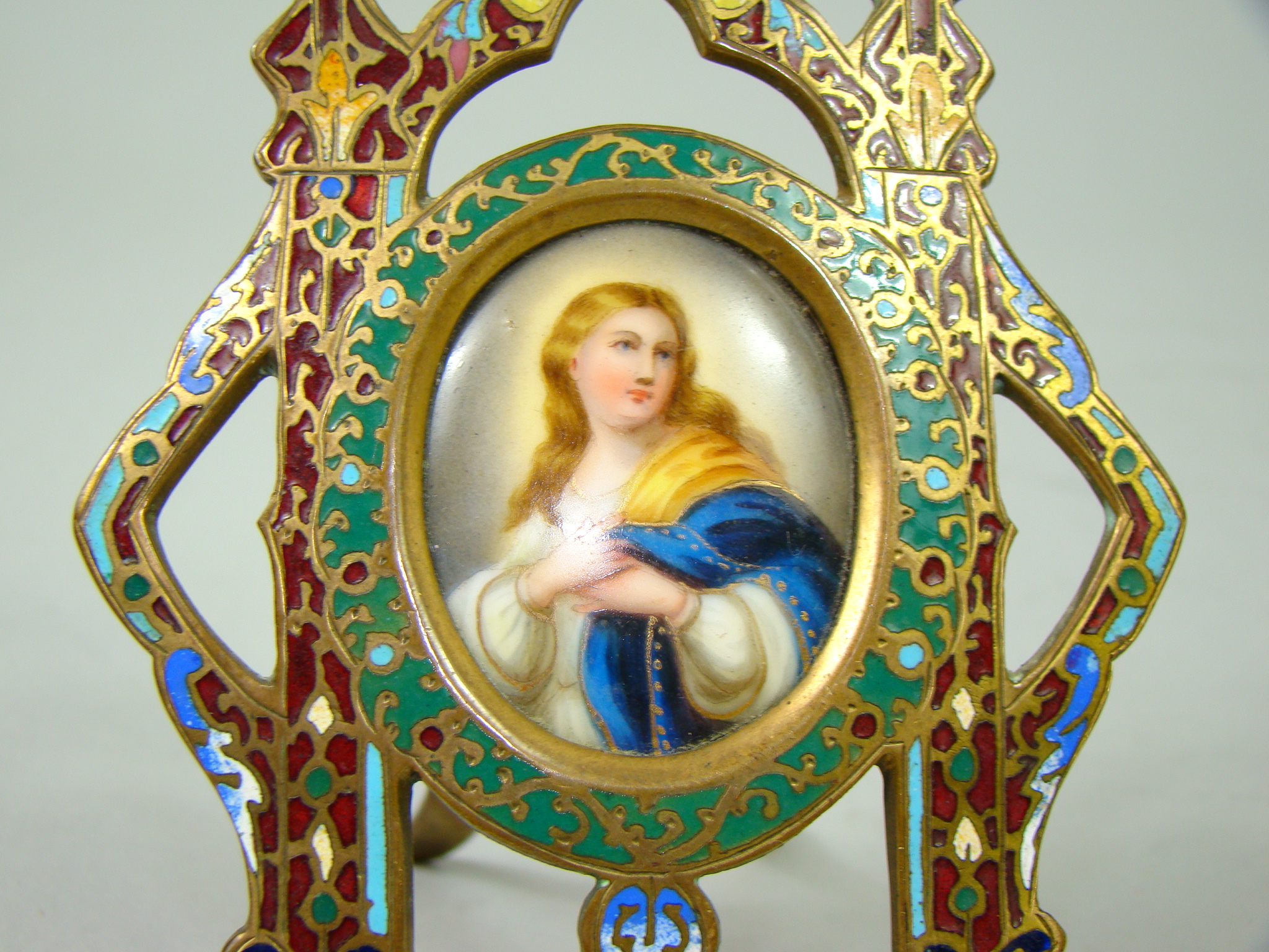 MADONNA UNIKAT W EMALII MAL NA PORCELANIE MADONNA UNIKAT W EMALII MAL NA PORCELANIE