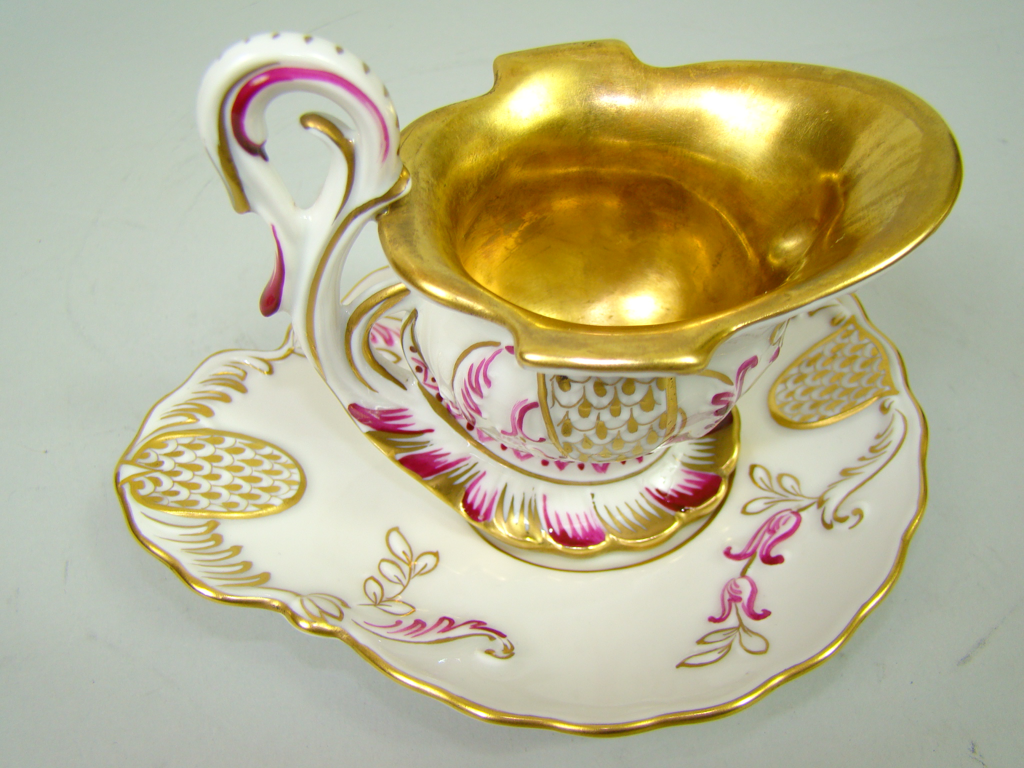 DREZNO OBLANA ZŁOTEM FILIŻANKA HEŁM DREZNO OBLANA ZŁOTEM FILIŻANKA HEŁM