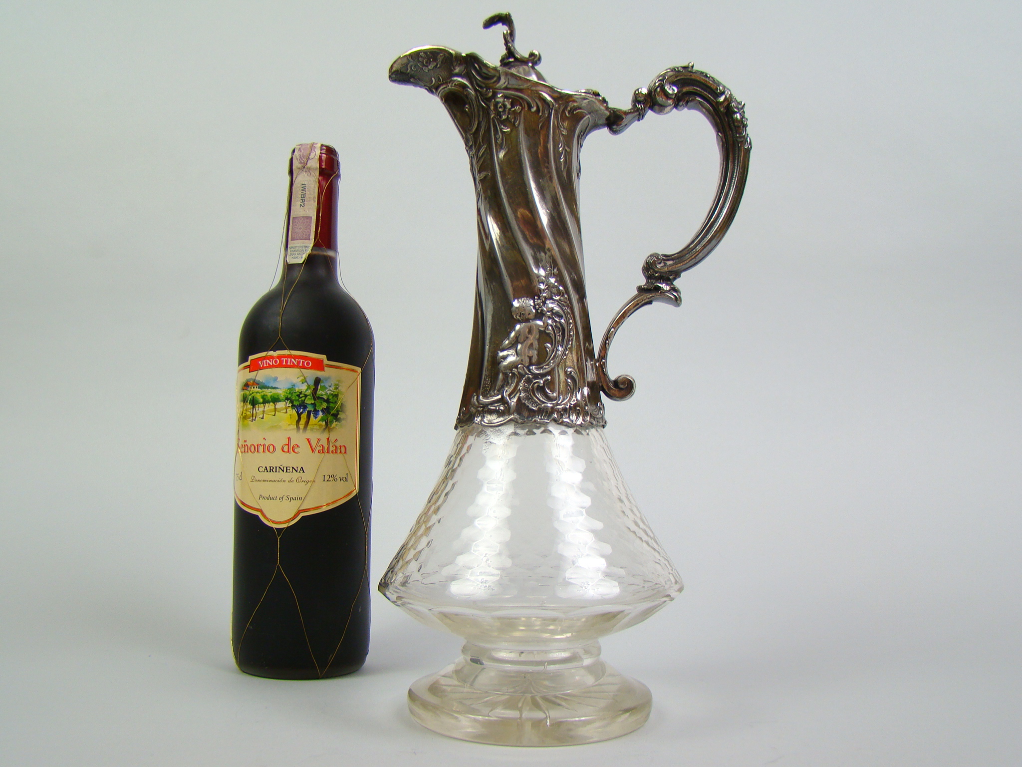 FRANCJA ZDOBIONY AMORAMI