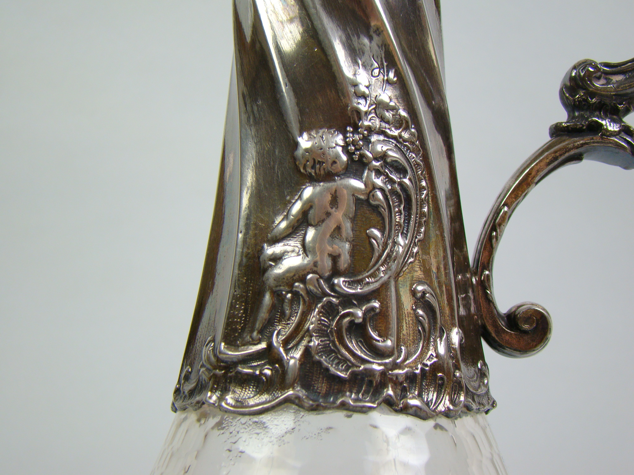 FRANCJA ZDOBIONY AMORAMI