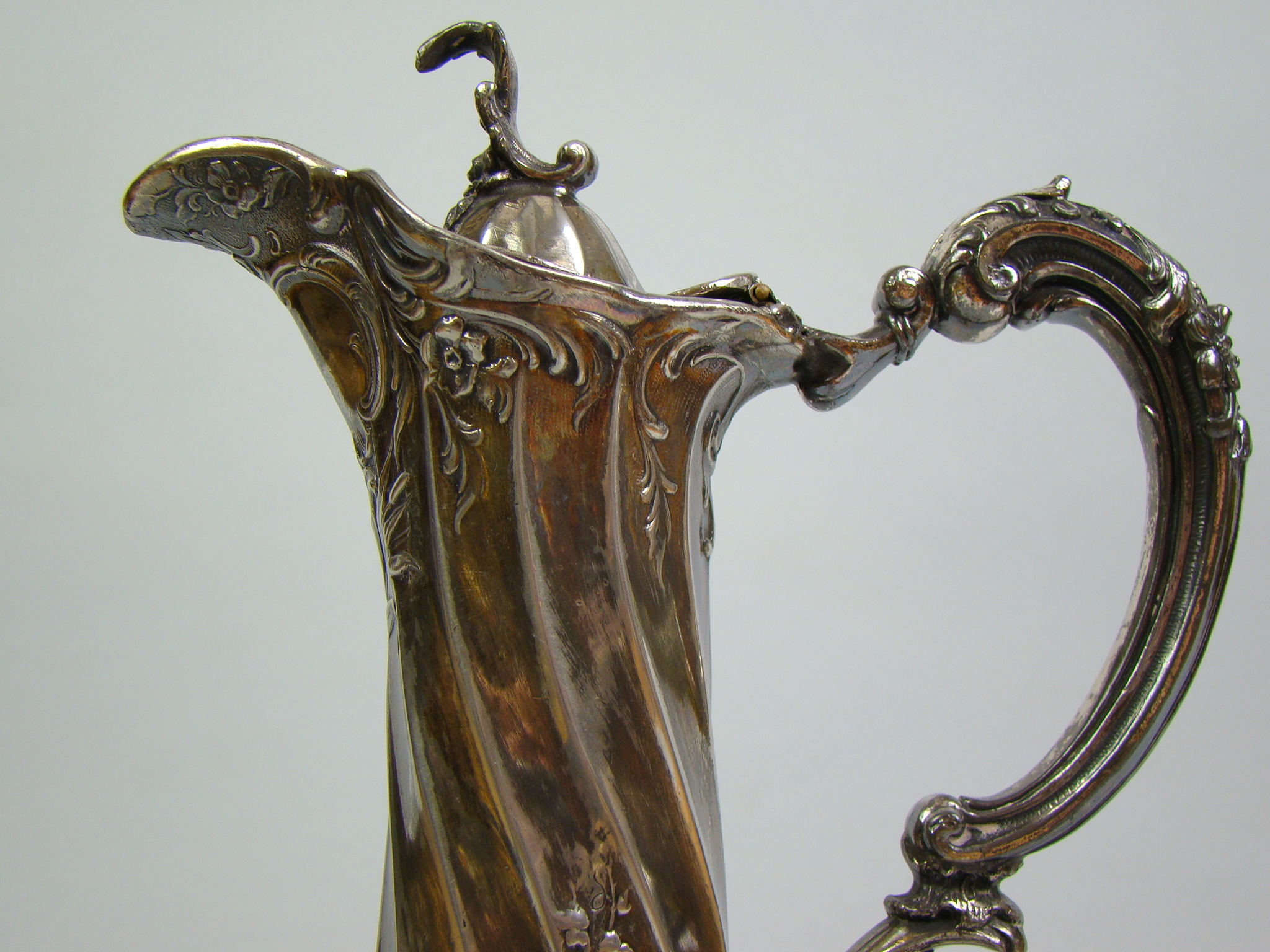 FRANCJA ZDOBIONY AMORAMI