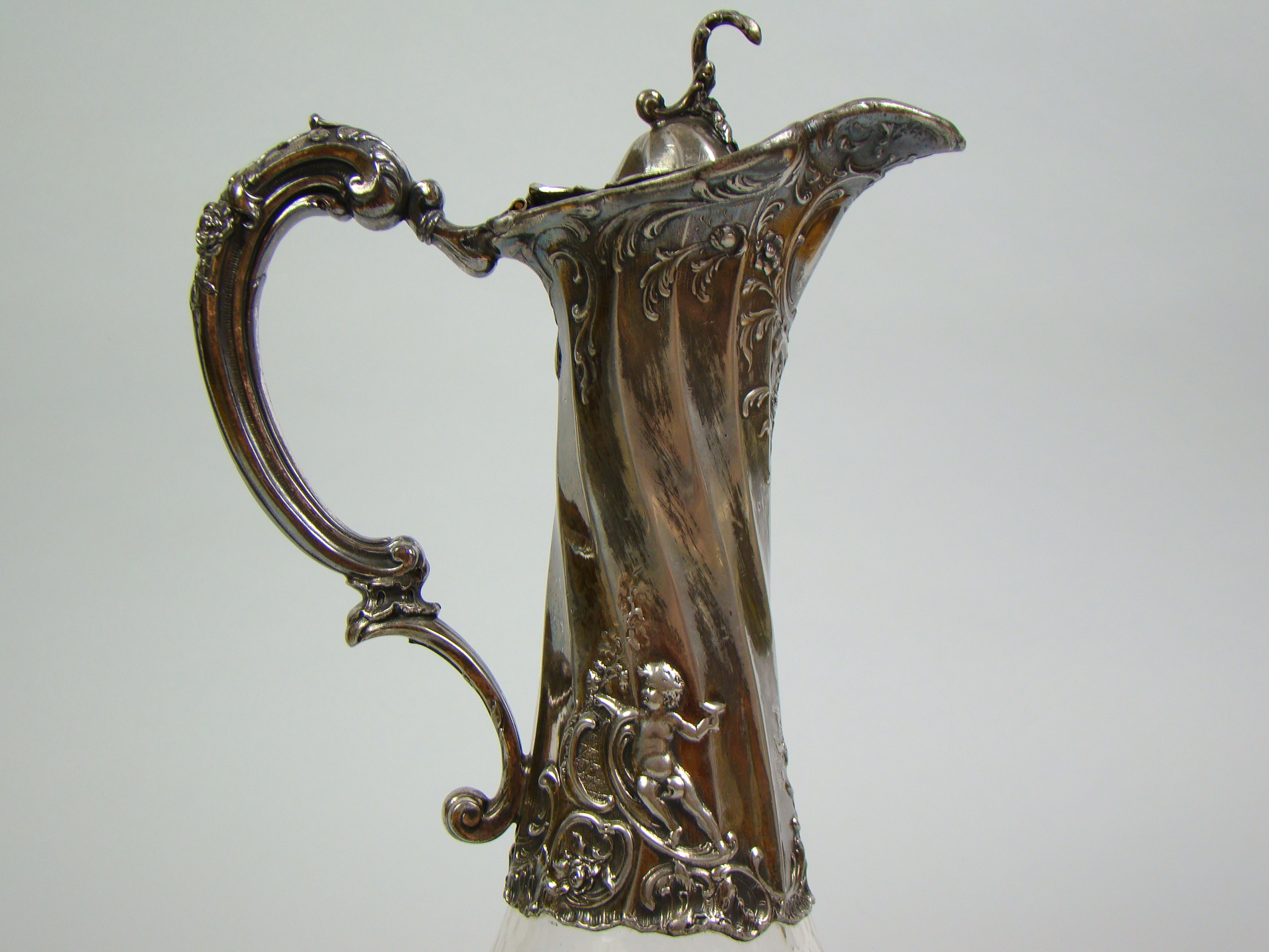 FRANCJA ZDOBIONY AMORAMI