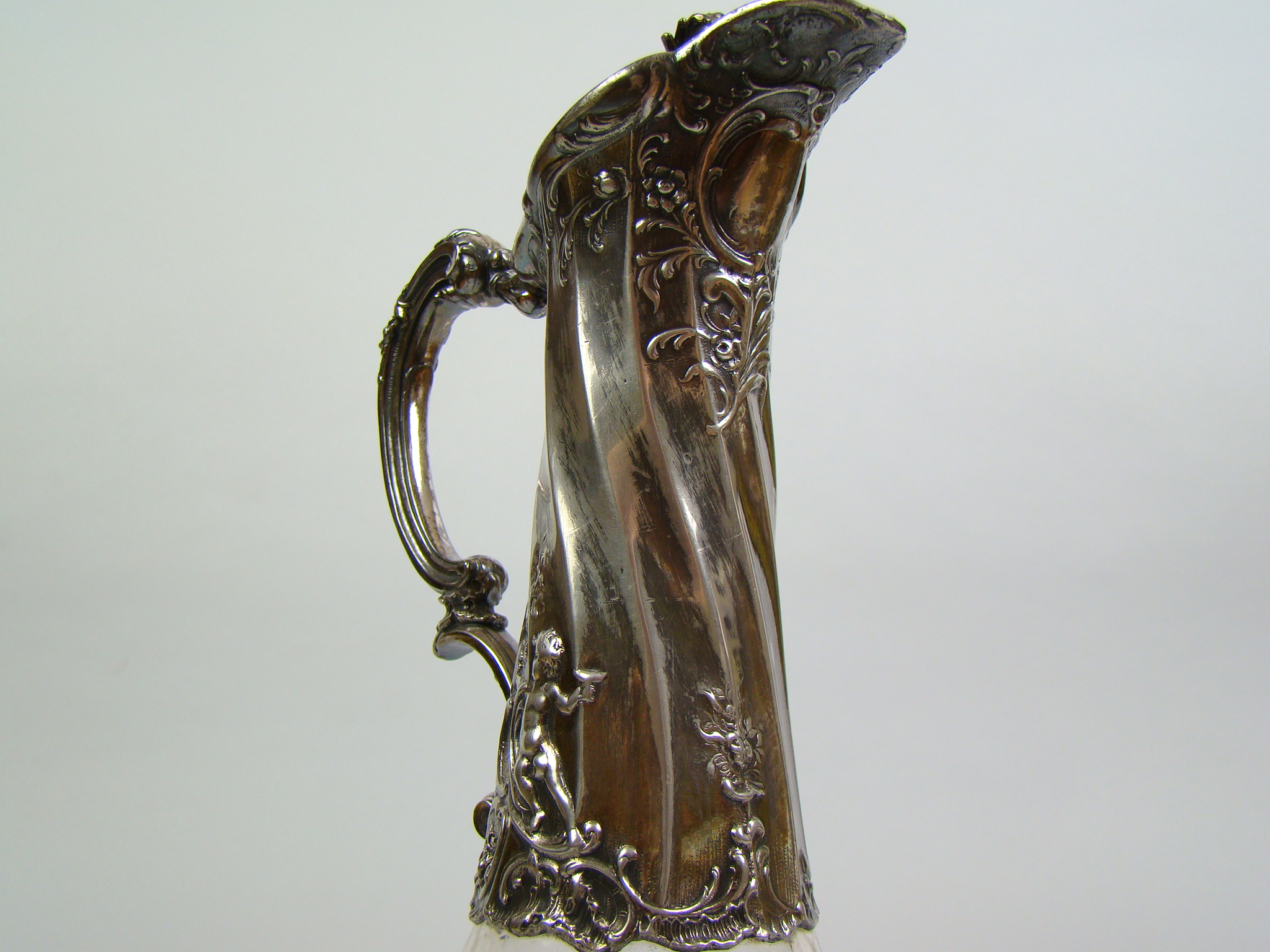 FRANCJA ZDOBIONY AMORAMI