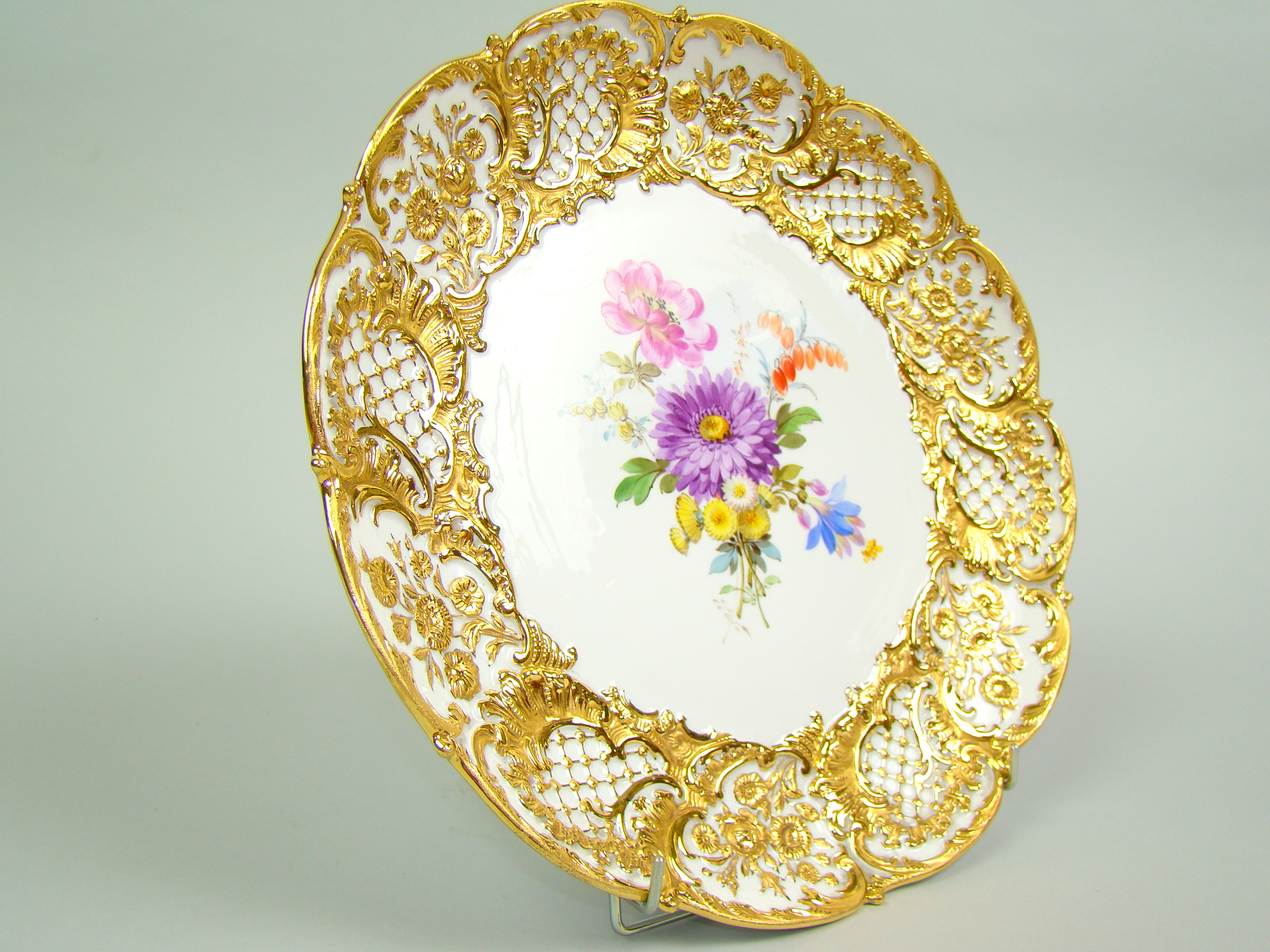 MIŚNIA PRZEBOGATO ZŁOCONA MIŚNIA PRZEBOGATO ZŁOCONA