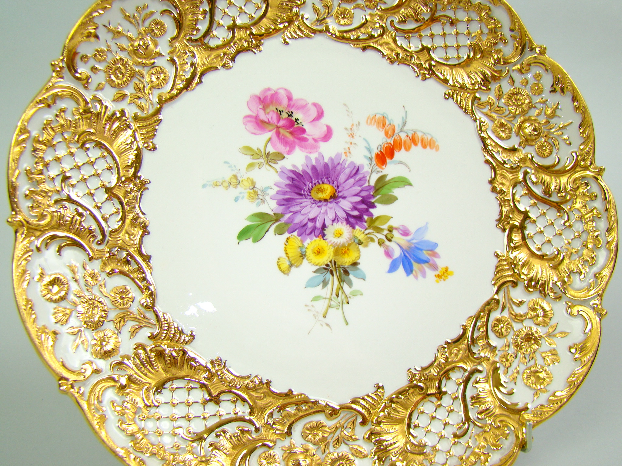 MIŚNIA PRZEBOGATO ZŁOCONA MIŚNIA PRZEBOGATO ZŁOCONA