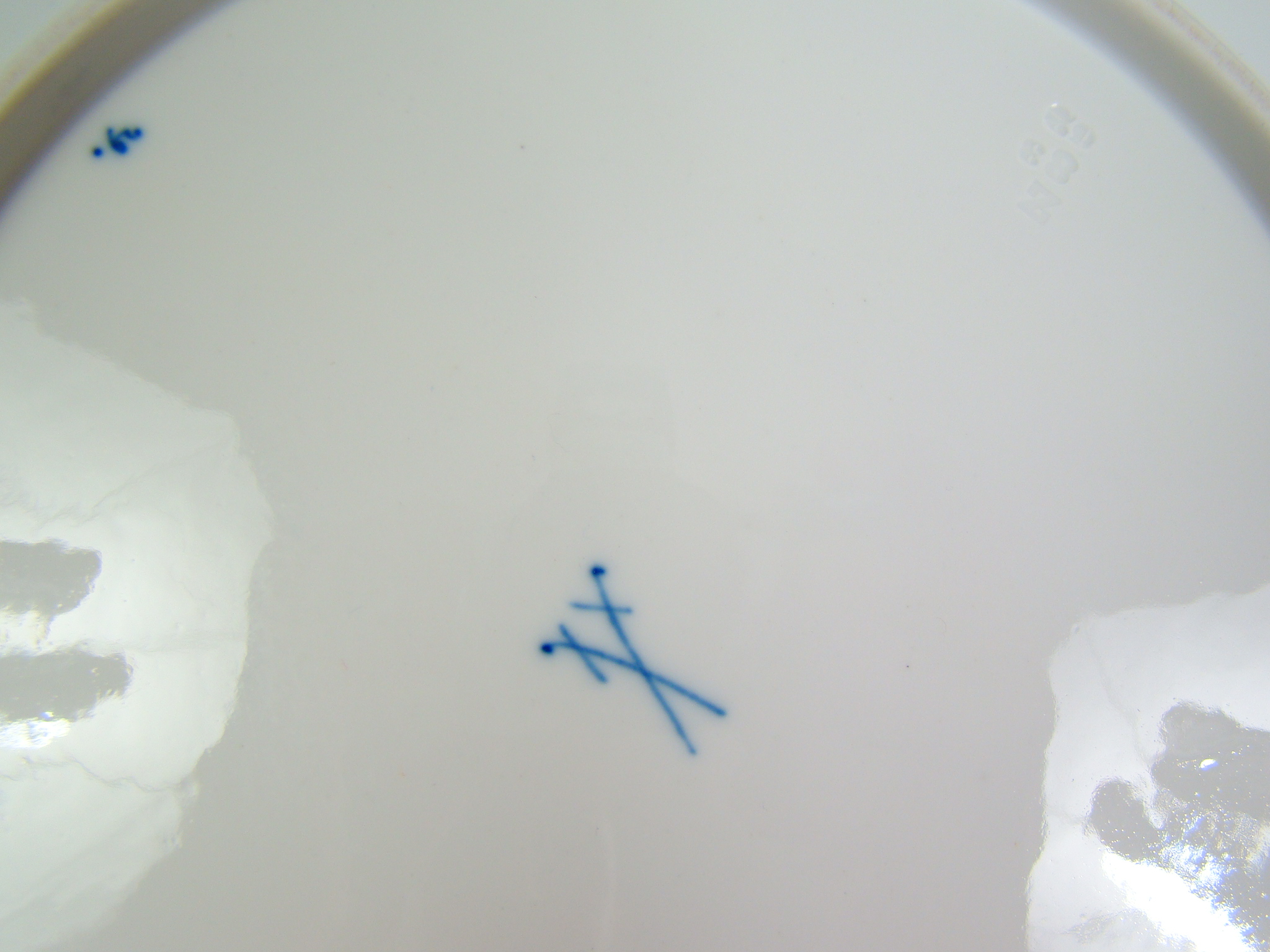 MIŚNIA PRZEBOGATO ZŁOCONA MIŚNIA PRZEBOGATO ZŁOCONA