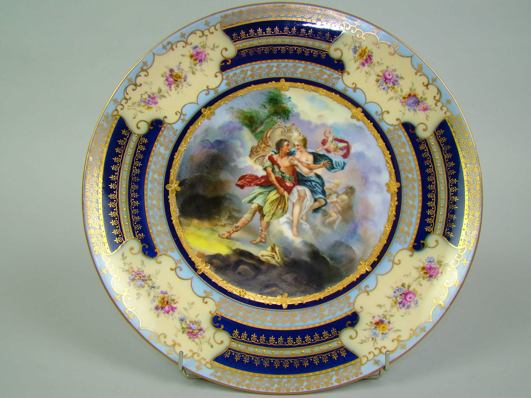 WIEDEŃ PATERA BOGATA WYK. OBIEKT AUKCYJNY WIEDEŃ PATERA BOGATA WYK. OBIEKT AUKCYJNY