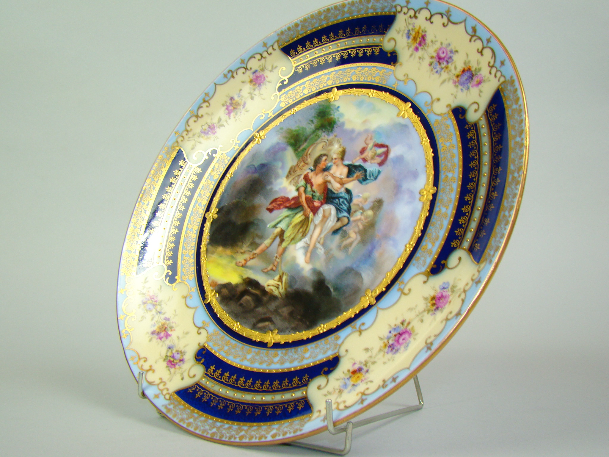 WIEDEŃ PATERA BOGATA WYK. OBIEKT AUKCYJNY WIEDEŃ PATERA BOGATA WYK. OBIEKT AUKCYJNY