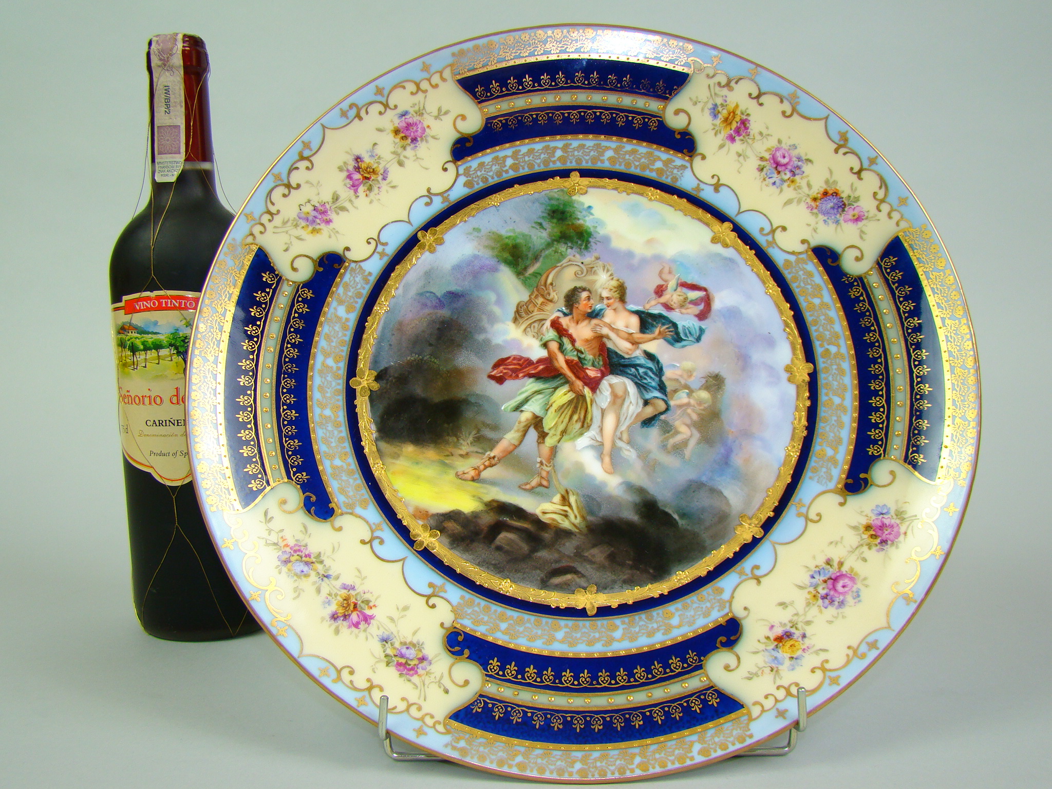 WIEDEŃ PATERA BOGATA WYK. OBIEKT AUKCYJNY WIEDEŃ PATERA BOGATA WYK. OBIEKT AUKCYJNY