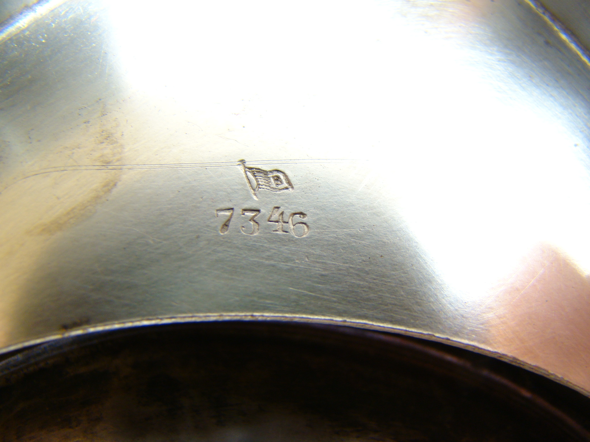 GIGANTYCZNY WAZON SYGNOWANY XIX w AUKCYJNY GIGANTYCZNY WAZON SYGNOWANY XIX w AUKCYJNY