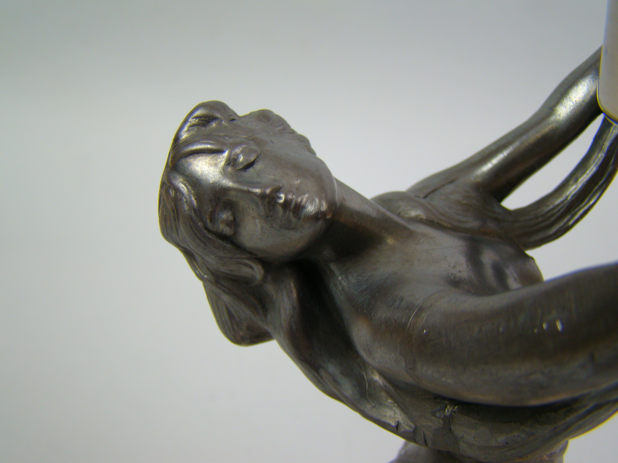 WMF KOBIETA Z KIELICHAMI I KARAFKA WMF KOBIETA Z KIELICHAMI I KARAFKA