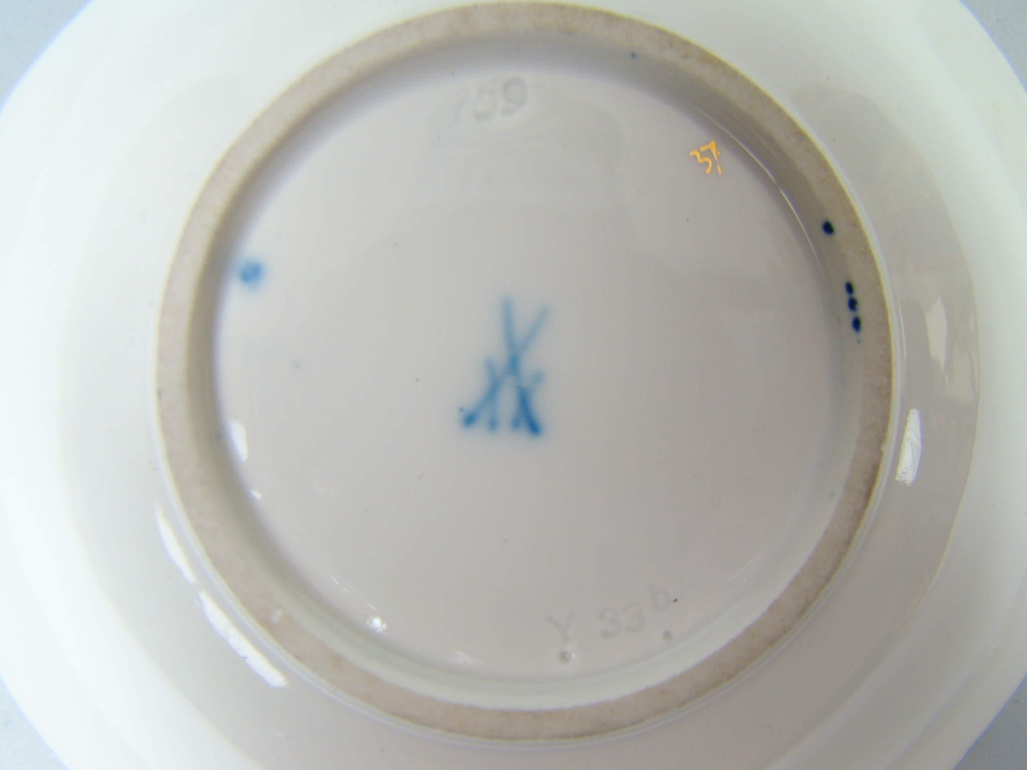 MIŚNIA PERFEKCYJNE ZDOBIENIE LIŚCIE AKANTU MIŚNIA PERFEKCYJNE ZDOBIENIE LIŚCIE AKANTU