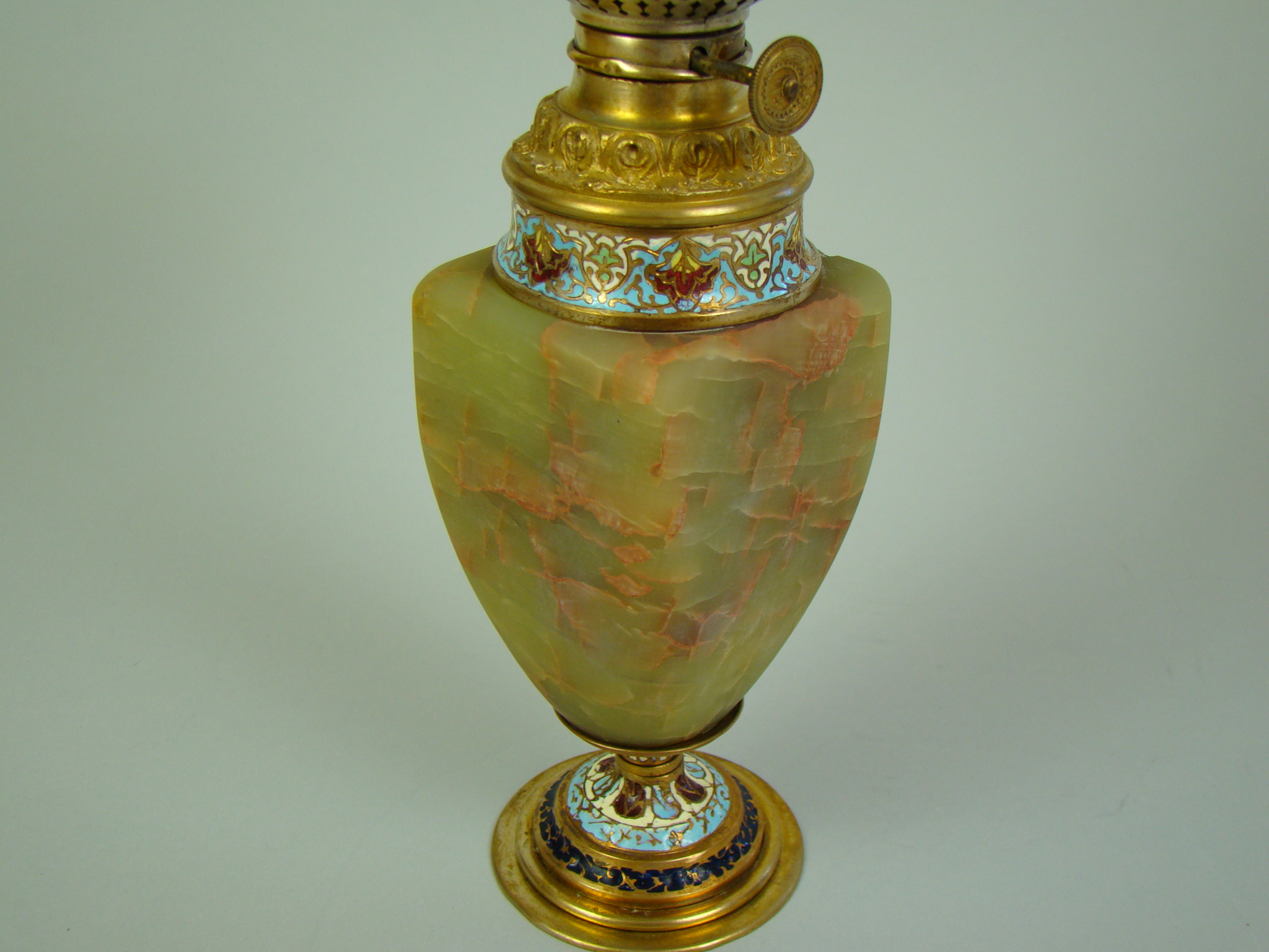 LAMPA NAFTOWA MOSIĄDZ ZŁOCONY MAJOLIKA LAMPA NAFTOWA MOSIĄDZ ZŁOCONY MAJOLIKA