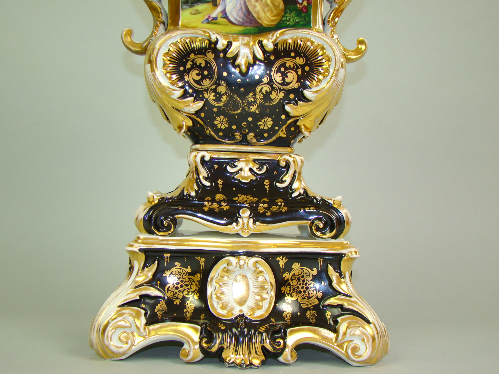 BIEDERMEIER RĘCZNIE MALOWANY KOLOS A-1447