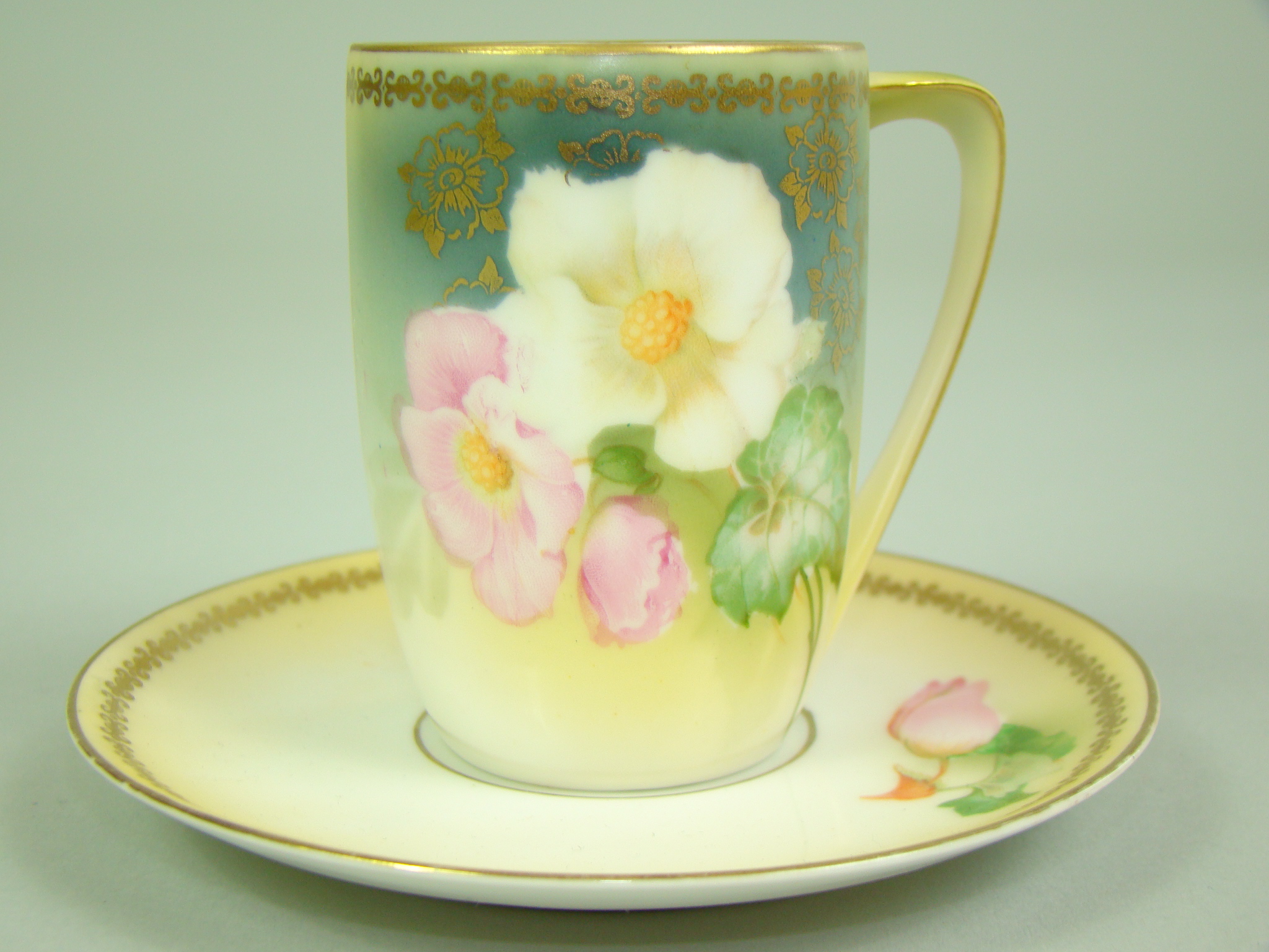 TILLOWITZ PRZEBOGATA FILIŻANKA RĘCZNIE MAL A-1452 TILLOWITZ PRZEBOGATA FILIŻANKA RĘCZNIE MAL A-1452