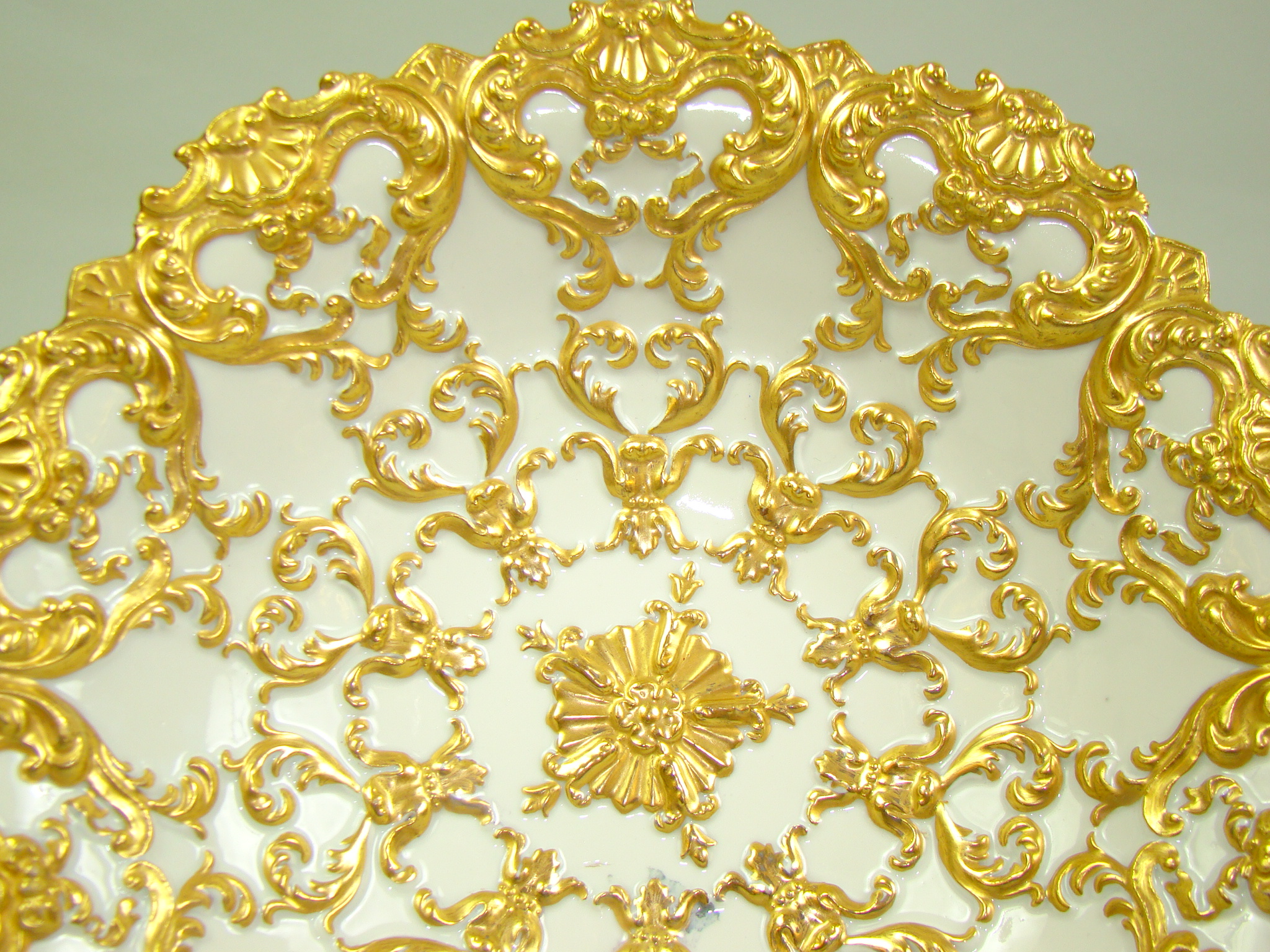 MIŚNIA ZŁOCONA RĘCZNIE MAL. PATERA XIX w. A-1746