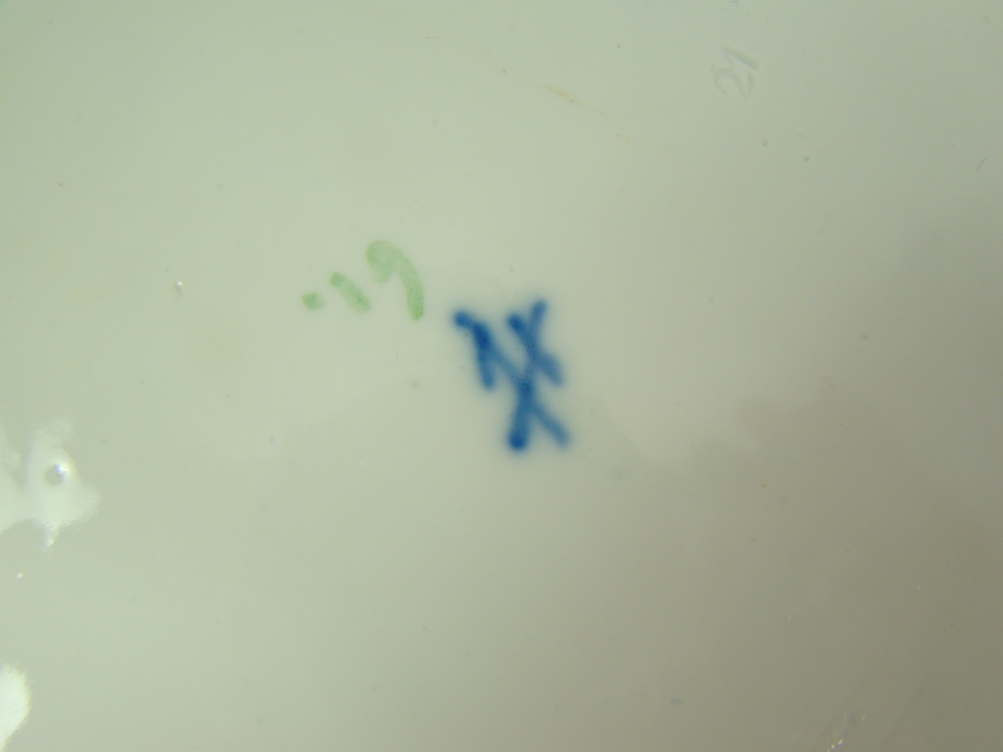 MIŚNIA ZŁOCONA RĘCZNIE MAL. PATERA XIX w. A-1746