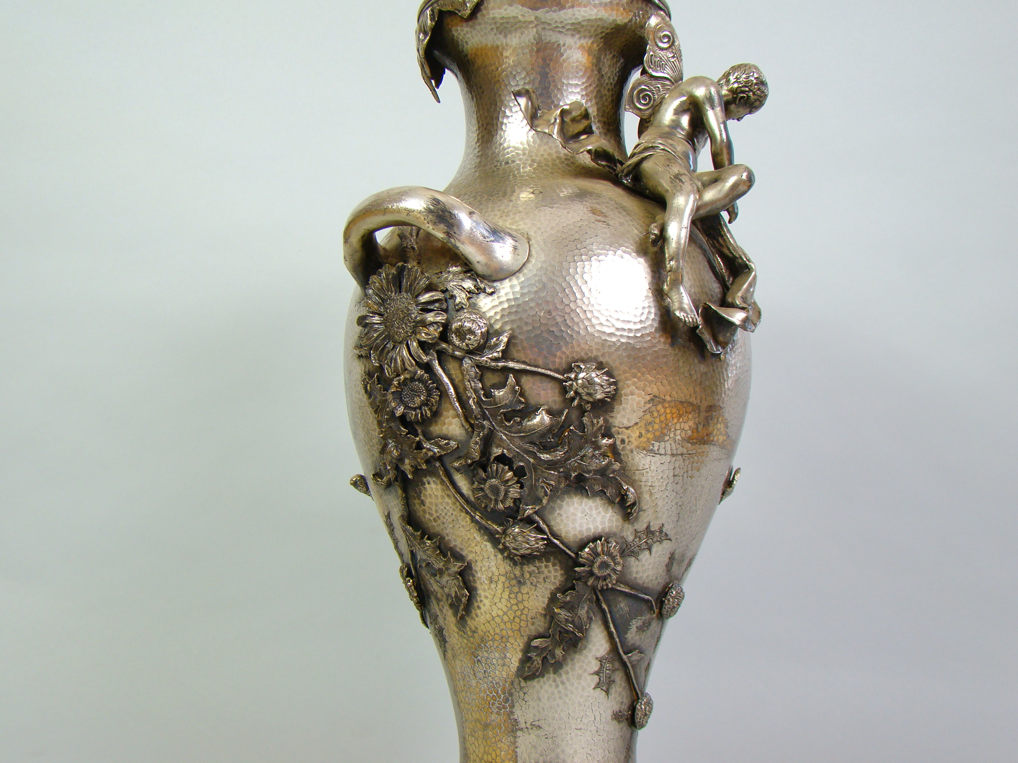 WAZON SECESJA GIGANTYCZNY FIGURALNY A-1778