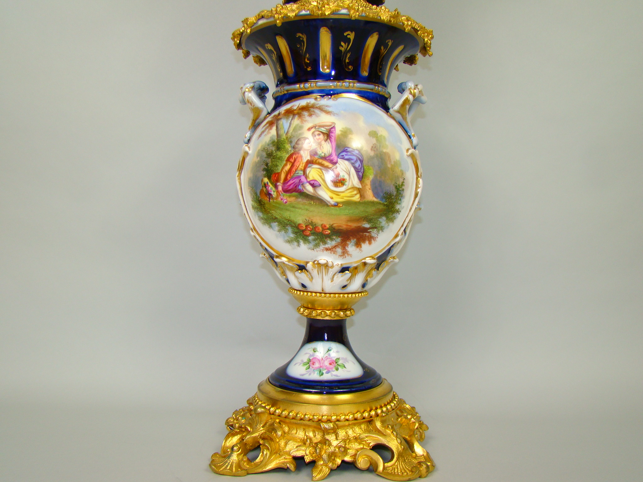 OLBRZYMIA LAMPA NAFTOWA NA ZŁOCONA A-1804