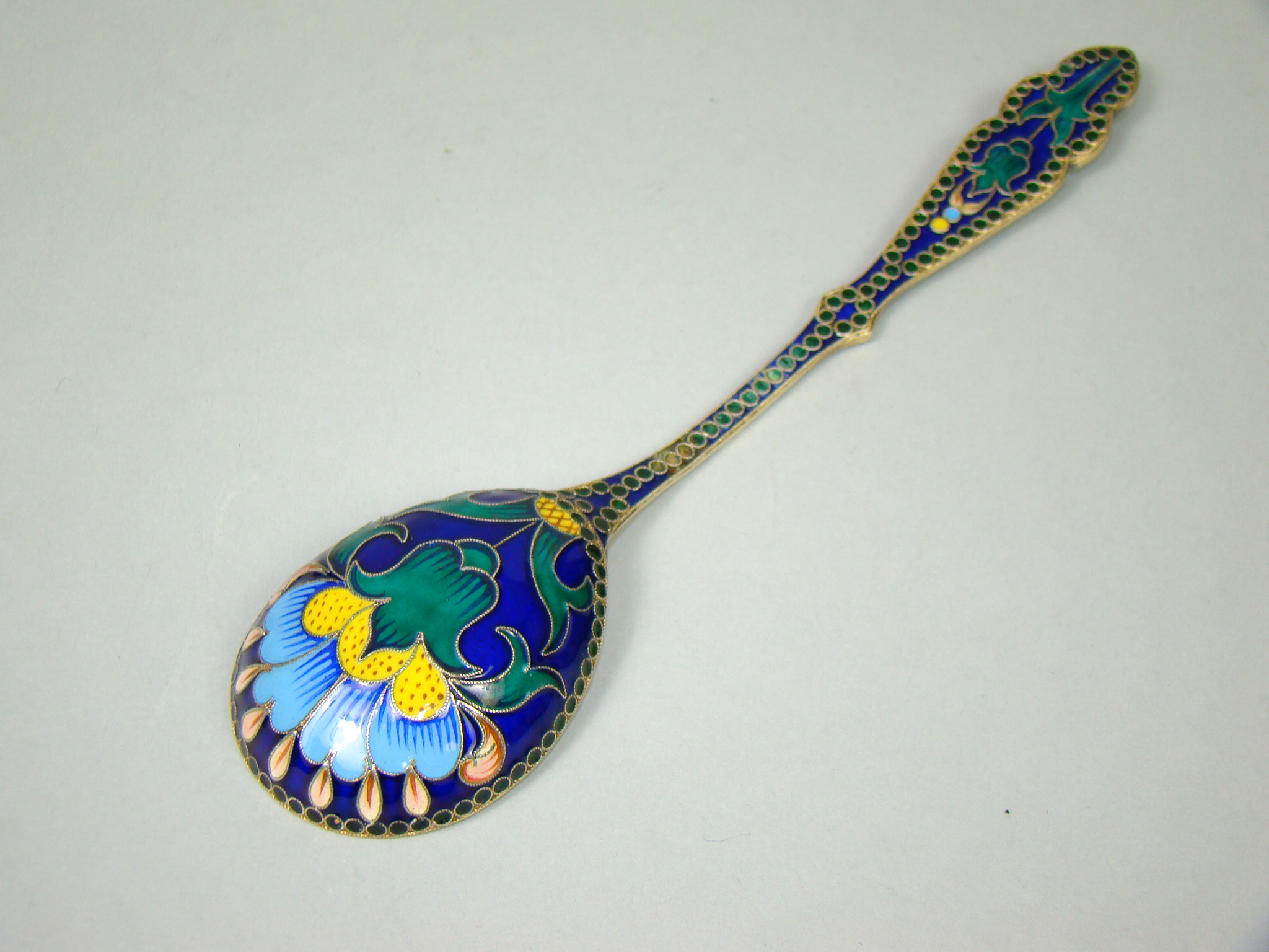 ROSJA SREBRO ZŁOCONE W EMALII A-1827