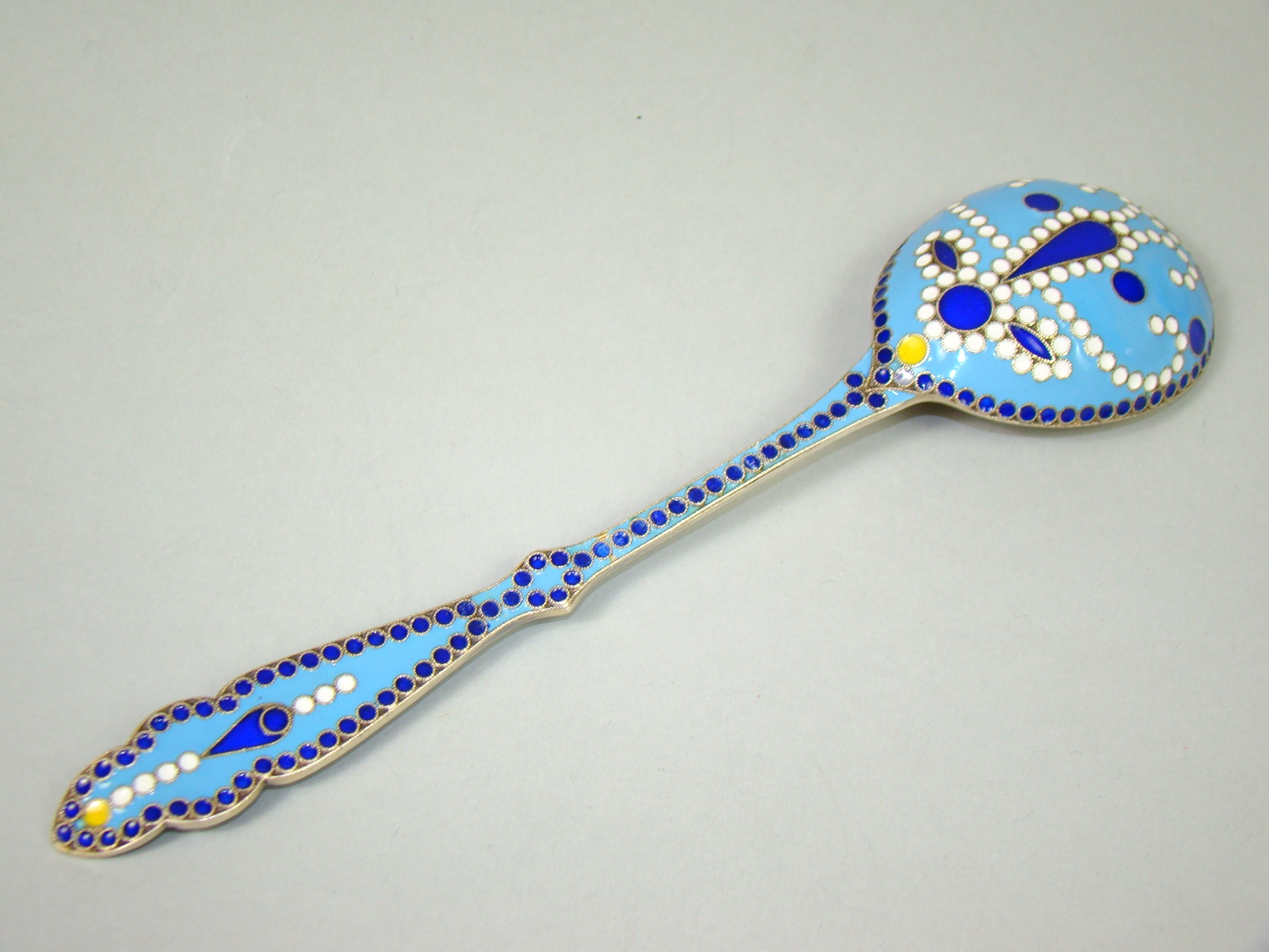 ROSJA SREBRO ZŁOCONE W EMALII A-1829