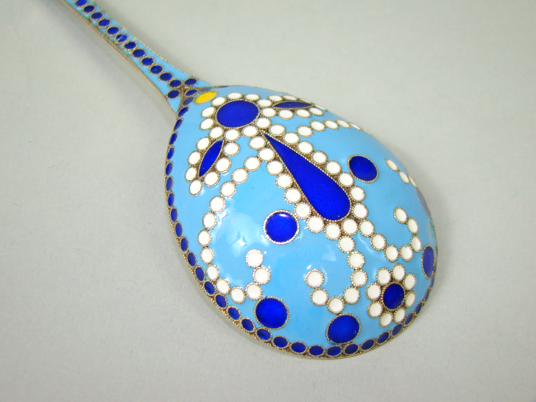 ROSJA SREBRO ZŁOCONE W EMALII A-1829