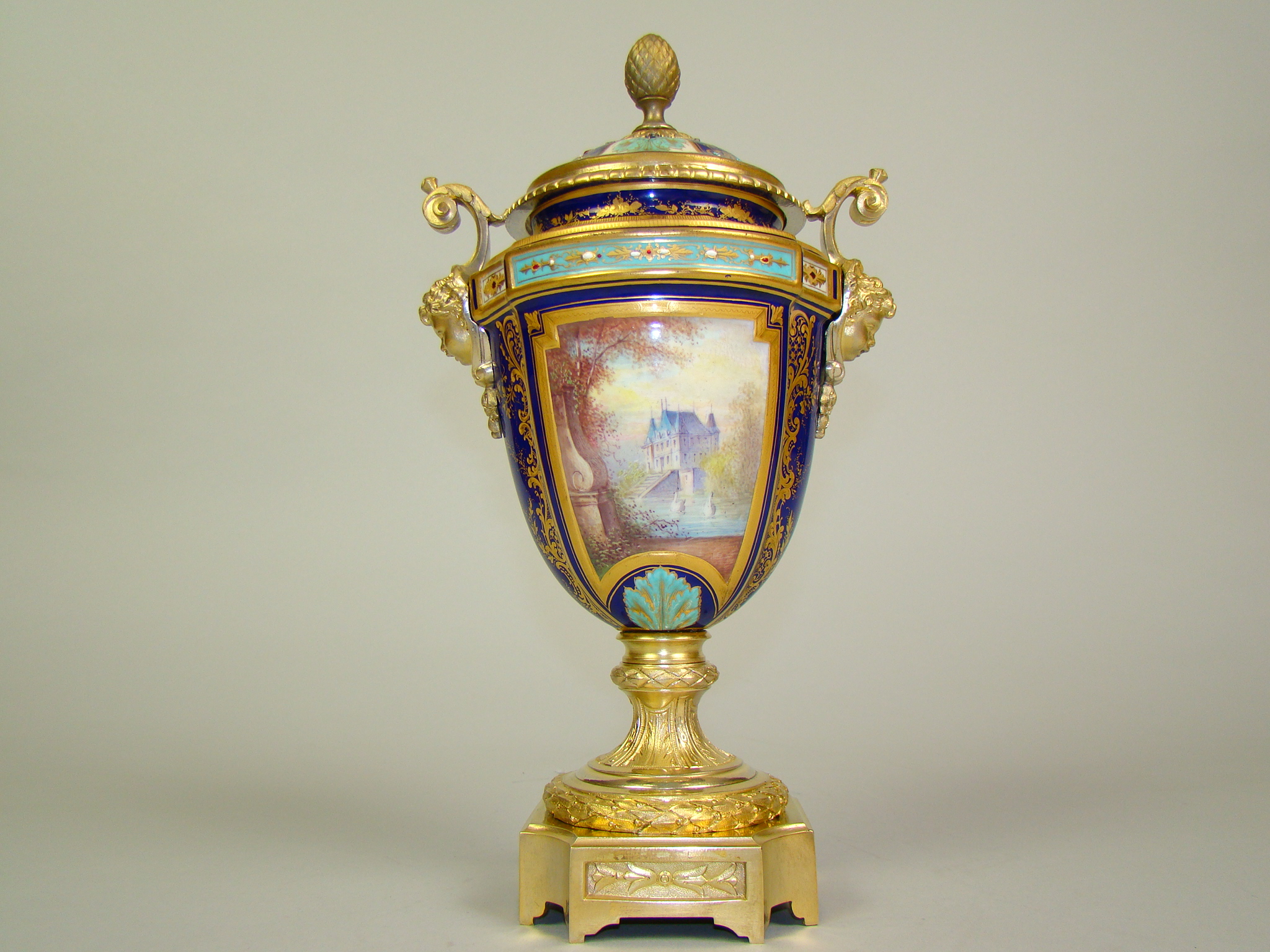 SEVRES PRZEBOGATA ZŁOCONA CUDO AMFORA A-2047 SEVRES PRZEBOGATA ZŁOCONA CUDO AMFORA A-2047