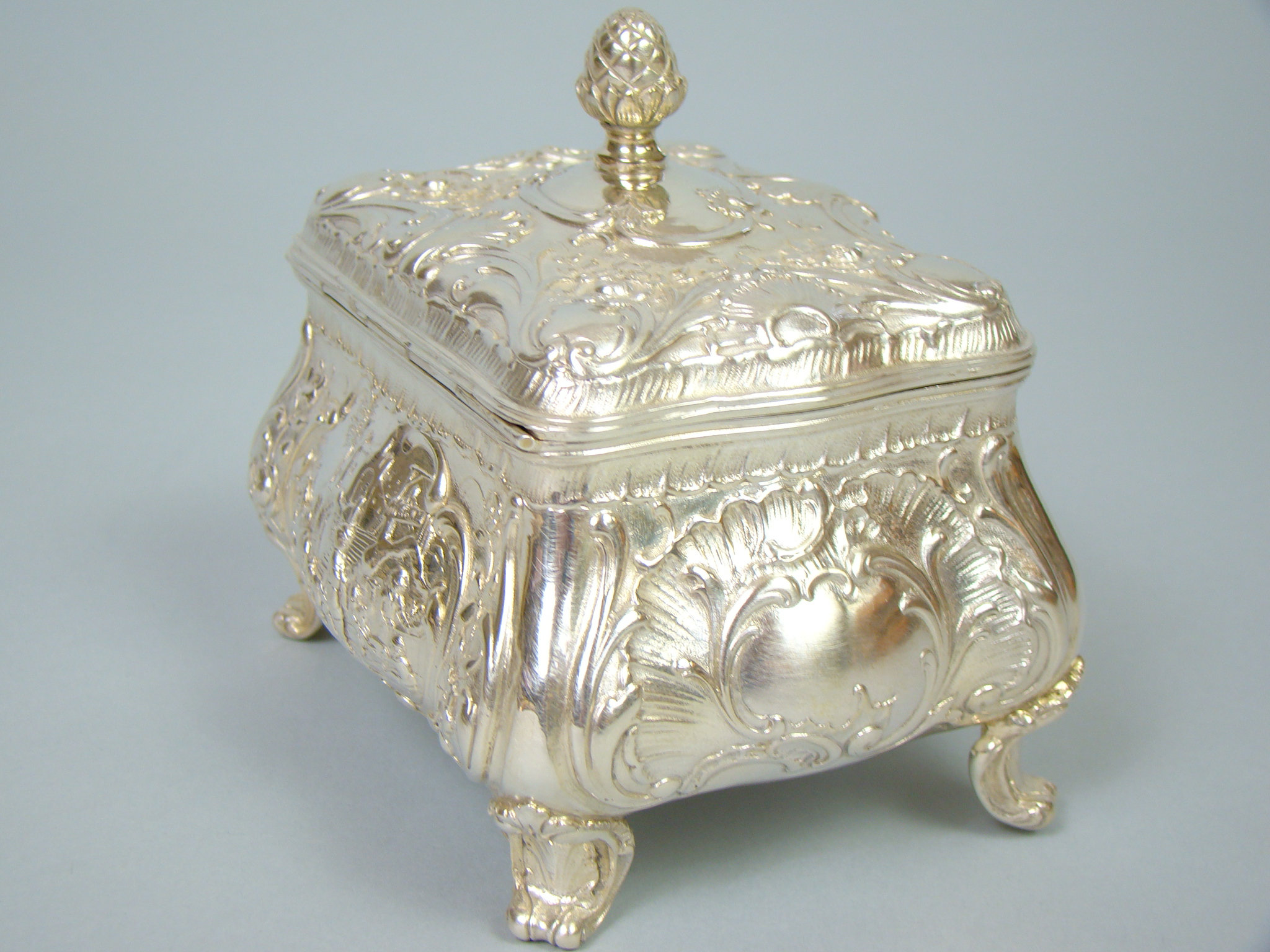 NIEMCY CUKIERNICA W SCENKI ZŁOCONY ŚRODEK A-2053