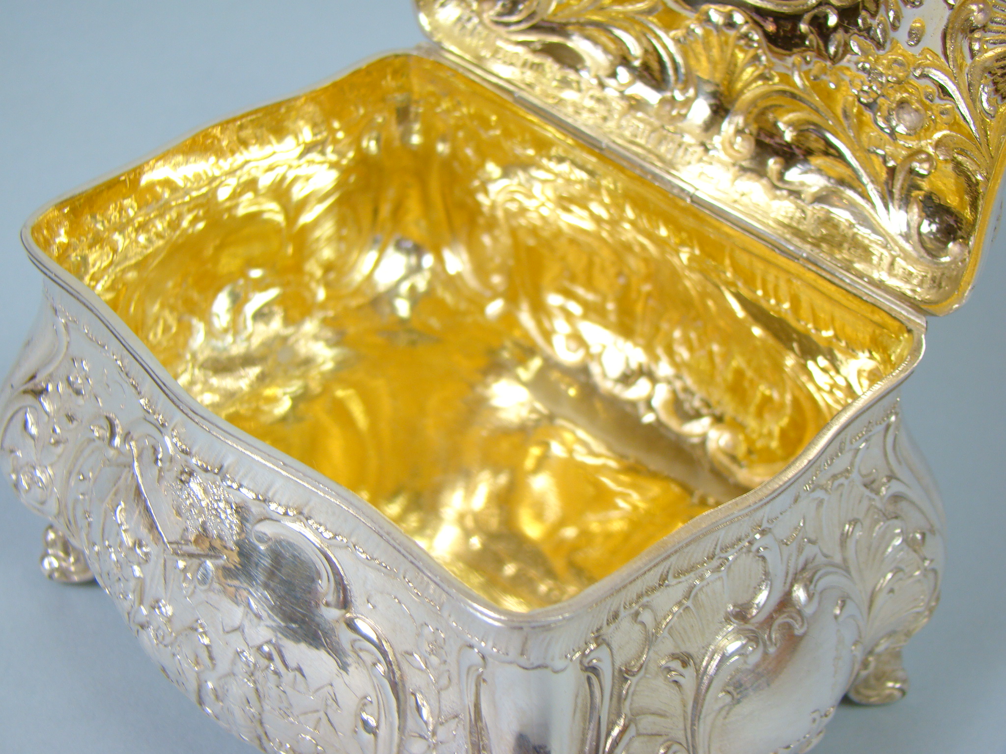 NIEMCY CUKIERNICA W SCENKI ZŁOCONY ŚRODEK A-2053