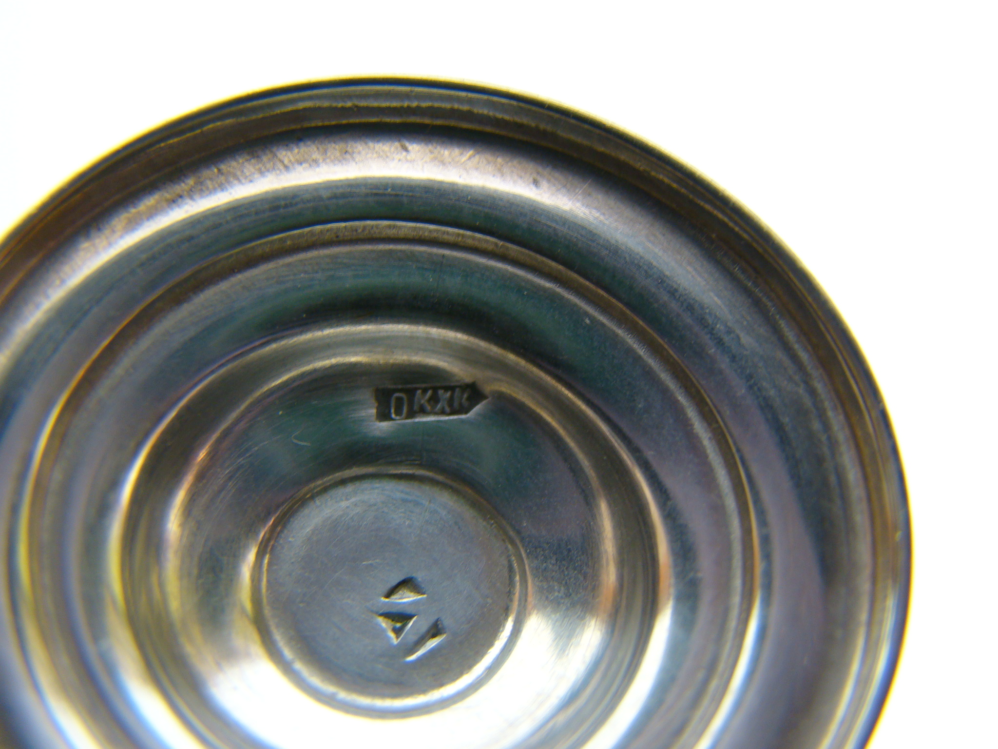 ROSJA 12 KIELISZKÓW WÓDKA ZŁOCONE CIĘŻKIE A-2041