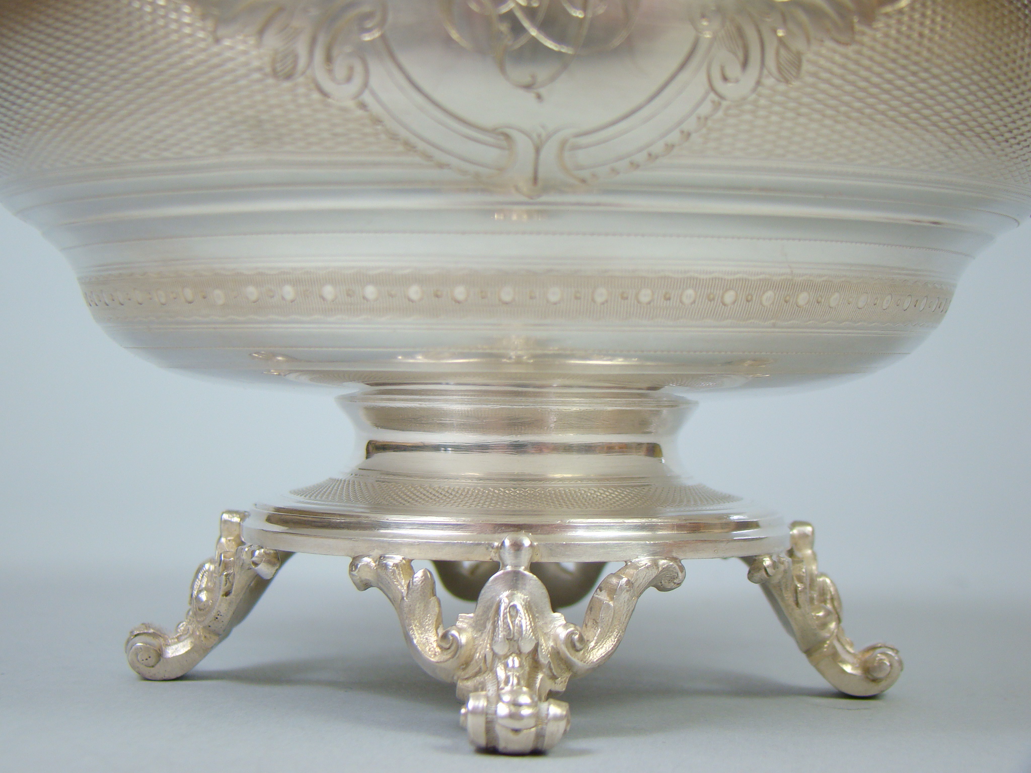 MINERWA GILISZOWANA CUKIERNICA CUDO A-2074 MINERWA GILISZOWANA CUKIERNICA CUDO A-2074