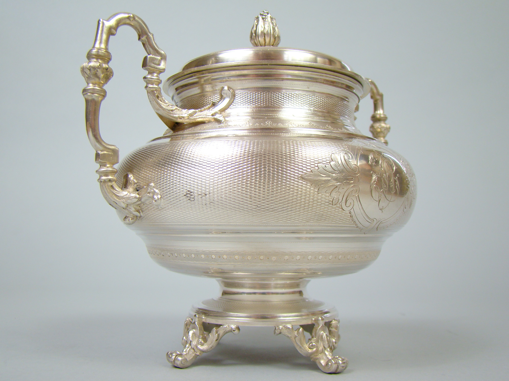 MINERWA GILISZOWANA CUKIERNICA CUDO A-2074 MINERWA GILISZOWANA CUKIERNICA CUDO A-2074