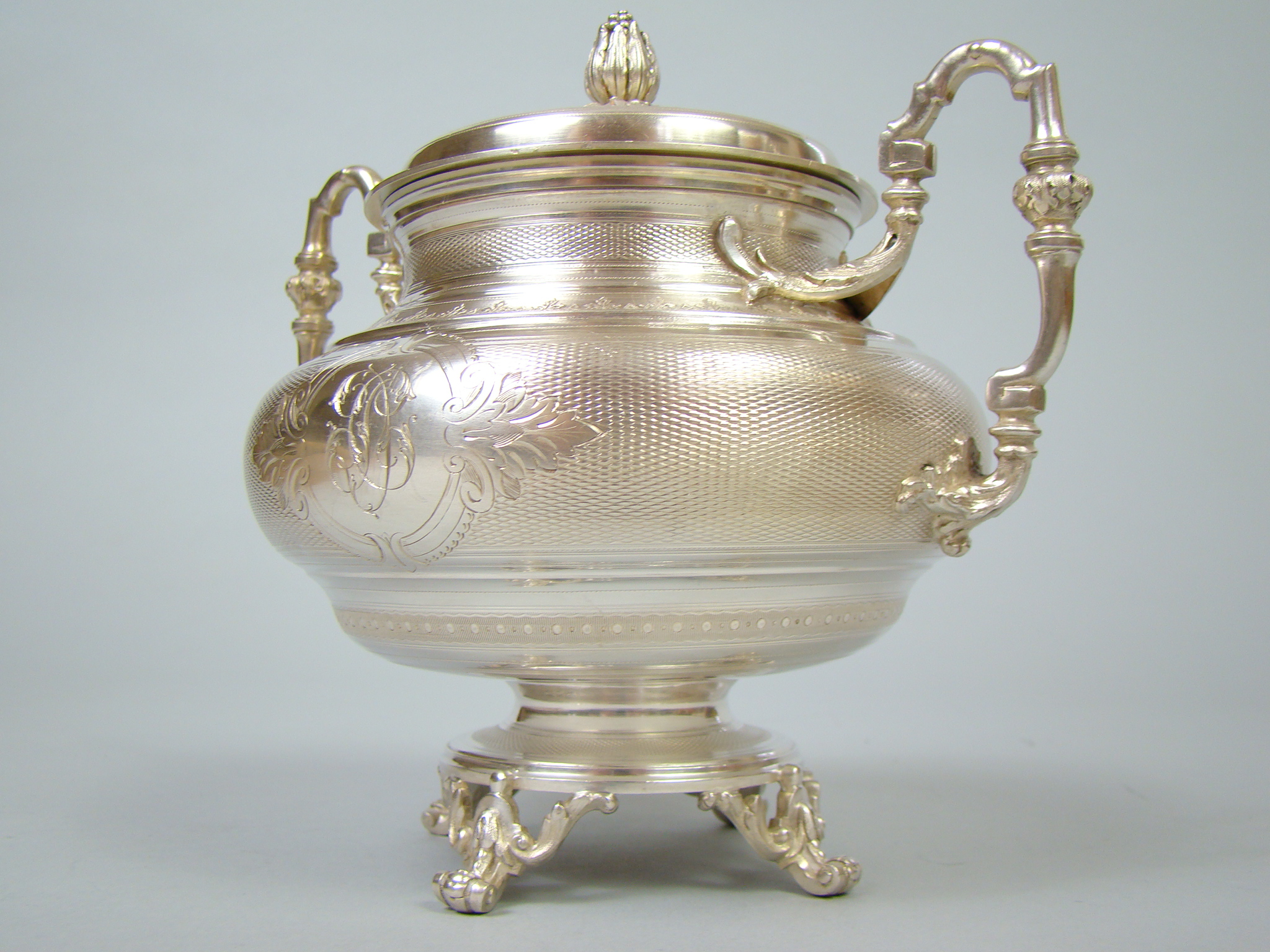 MINERWA GILISZOWANA CUKIERNICA CUDO A-2074 MINERWA GILISZOWANA CUKIERNICA CUDO A-2074