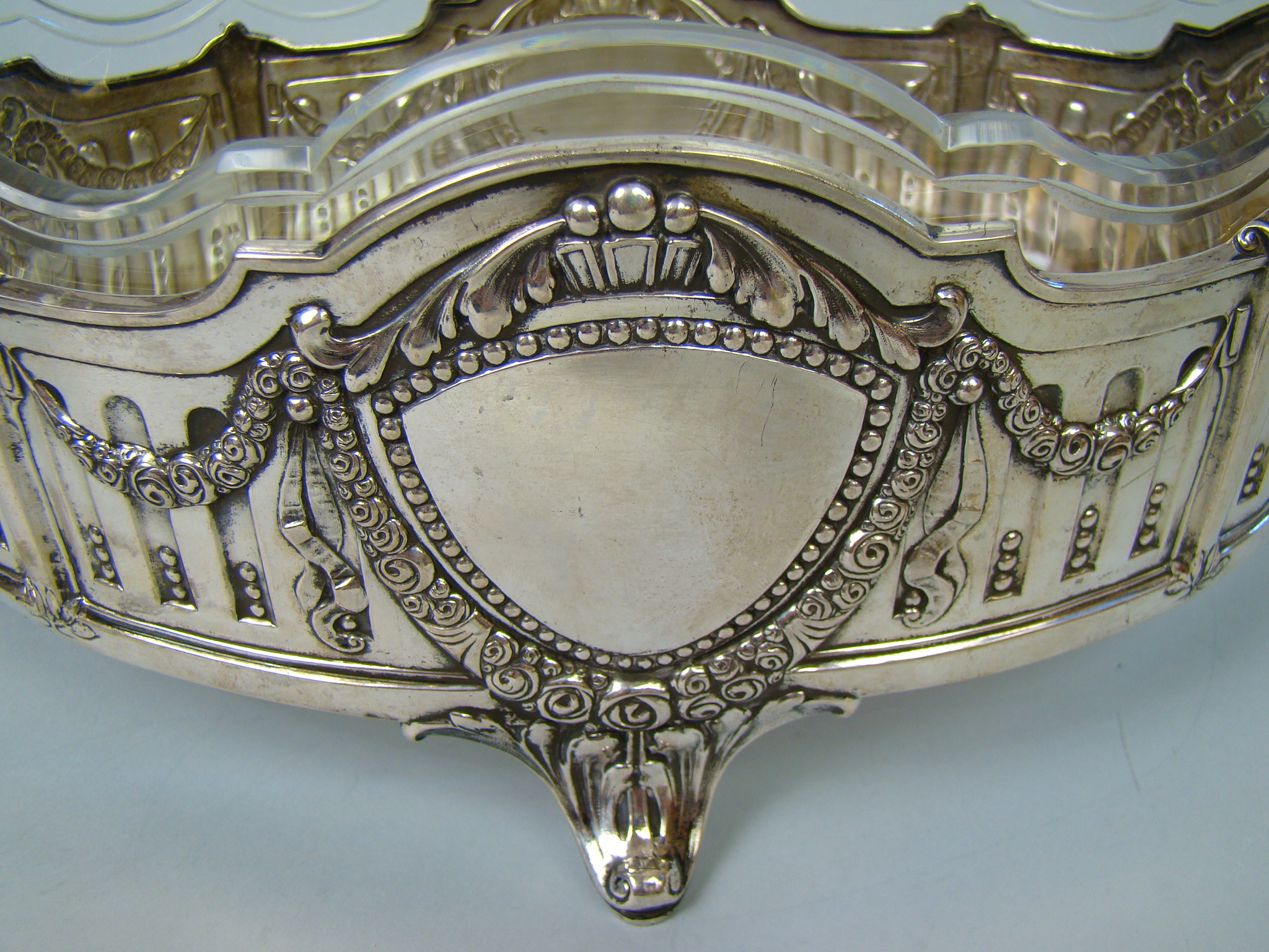 NIEMCY OLNRZYMIA PRZEBOGATA ŻARDINIERA !!! A-2085