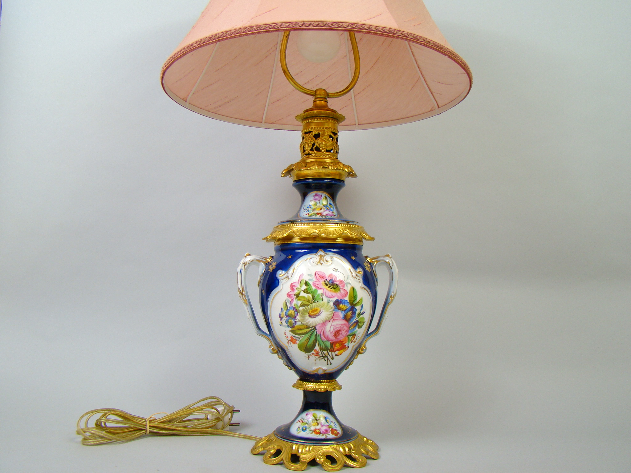 OLBRZYMIA LAMPA NAFTOWA NA BRĄZACH MALOWANA PRZEROBIONA NA ELEKTRYCZNĄ