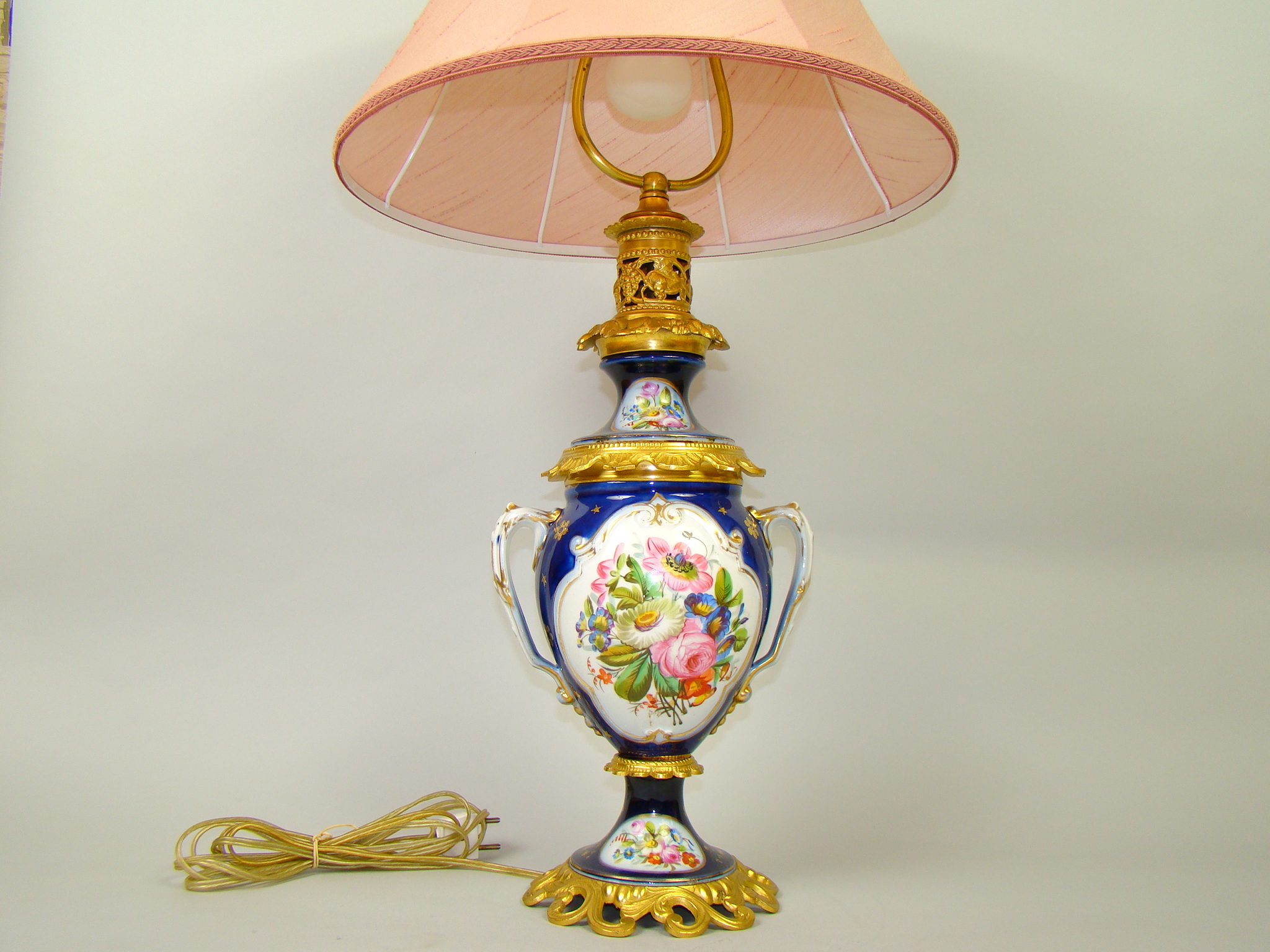 OLBRZYMIA LAMPA NAFTOWA NA BRĄZACH MALOWANA PRZEROBIONA NA ELEKTRYCZNĄ