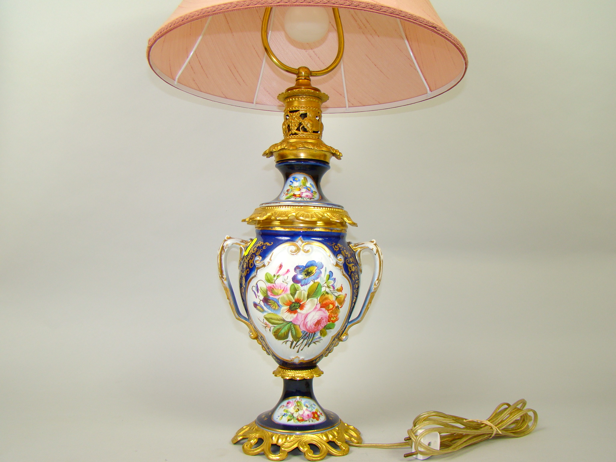 OLBRZYMIA LAMPA NAFTOWA NA BRĄZACH MALOWANA PRZEROBIONA NA ELEKTRYCZNĄ