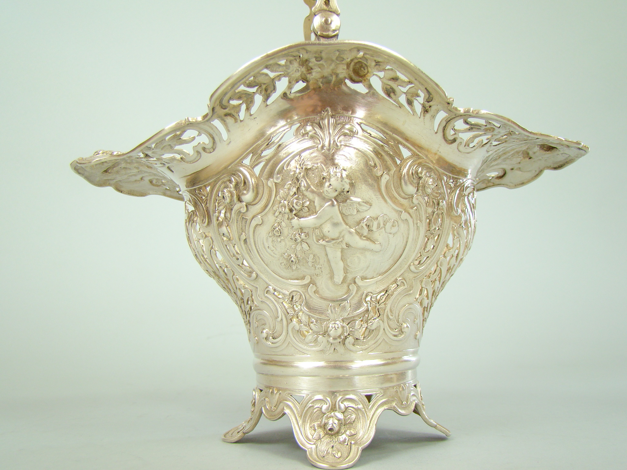 OLBRZYMI KOSZ PRZEBOGATE ZDOBIENIA UNIKAT A-1923 OLBRZYMI KOSZ PRZEBOGATE ZDOBIENIA UNIKAT A-1923