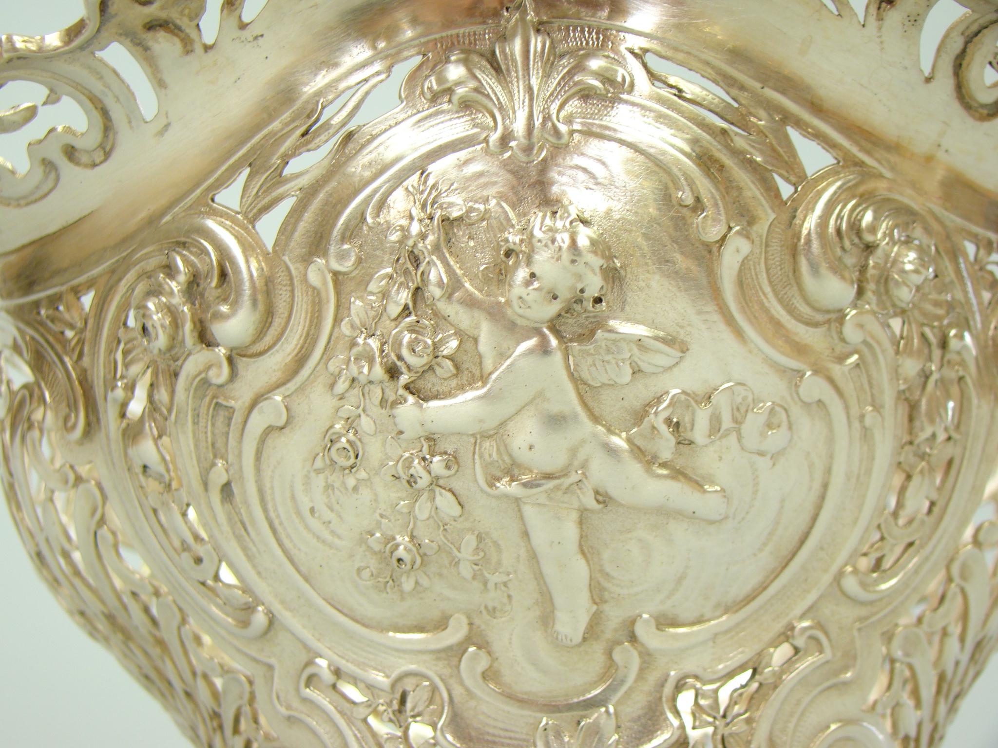 OLBRZYMI KOSZ PRZEBOGATE ZDOBIENIA UNIKAT A-1923 OLBRZYMI KOSZ PRZEBOGATE ZDOBIENIA UNIKAT A-1923