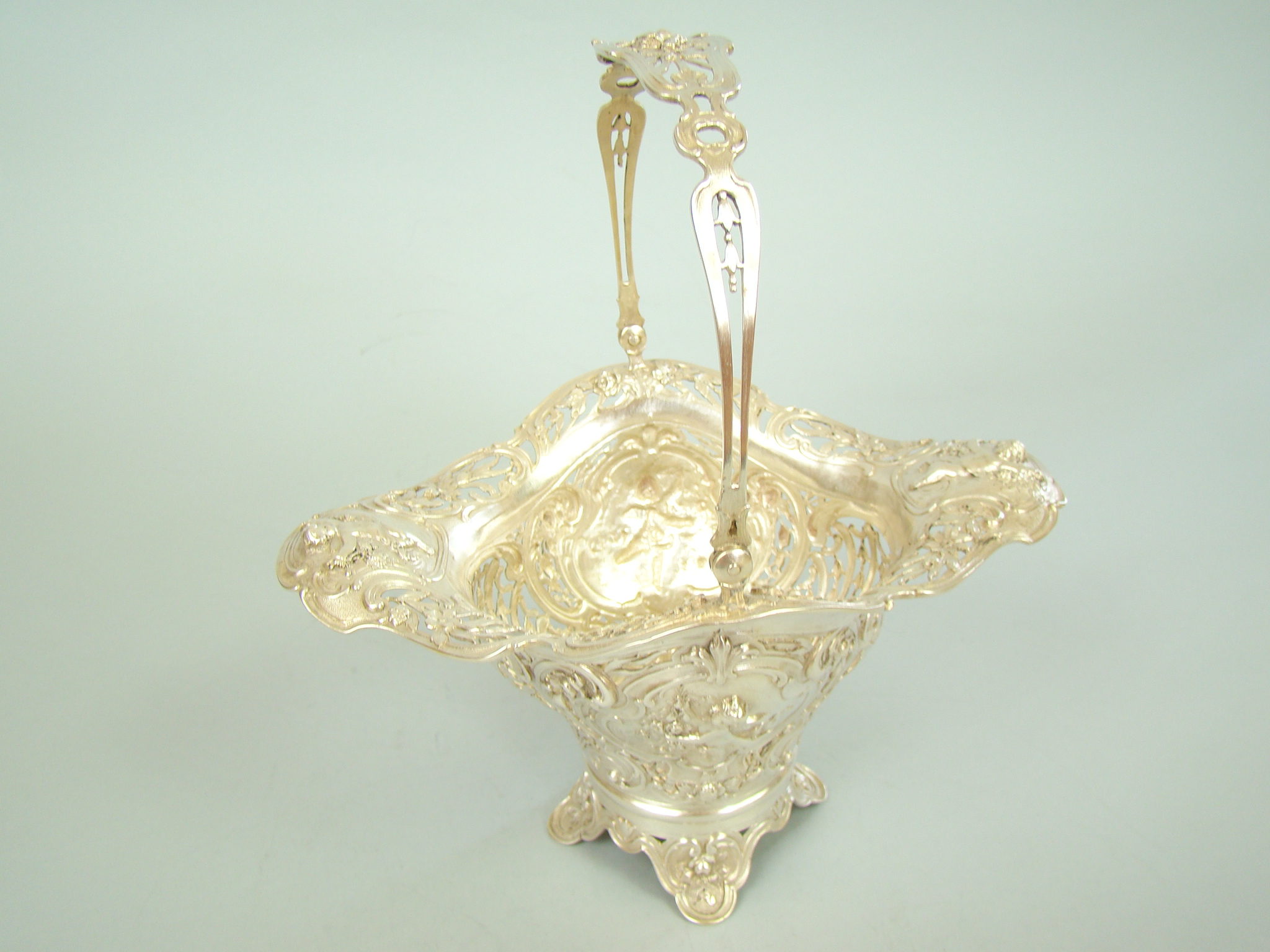 OLBRZYMI KOSZ PRZEBOGATE ZDOBIENIA UNIKAT A-1923 OLBRZYMI KOSZ PRZEBOGATE ZDOBIENIA UNIKAT A-1923