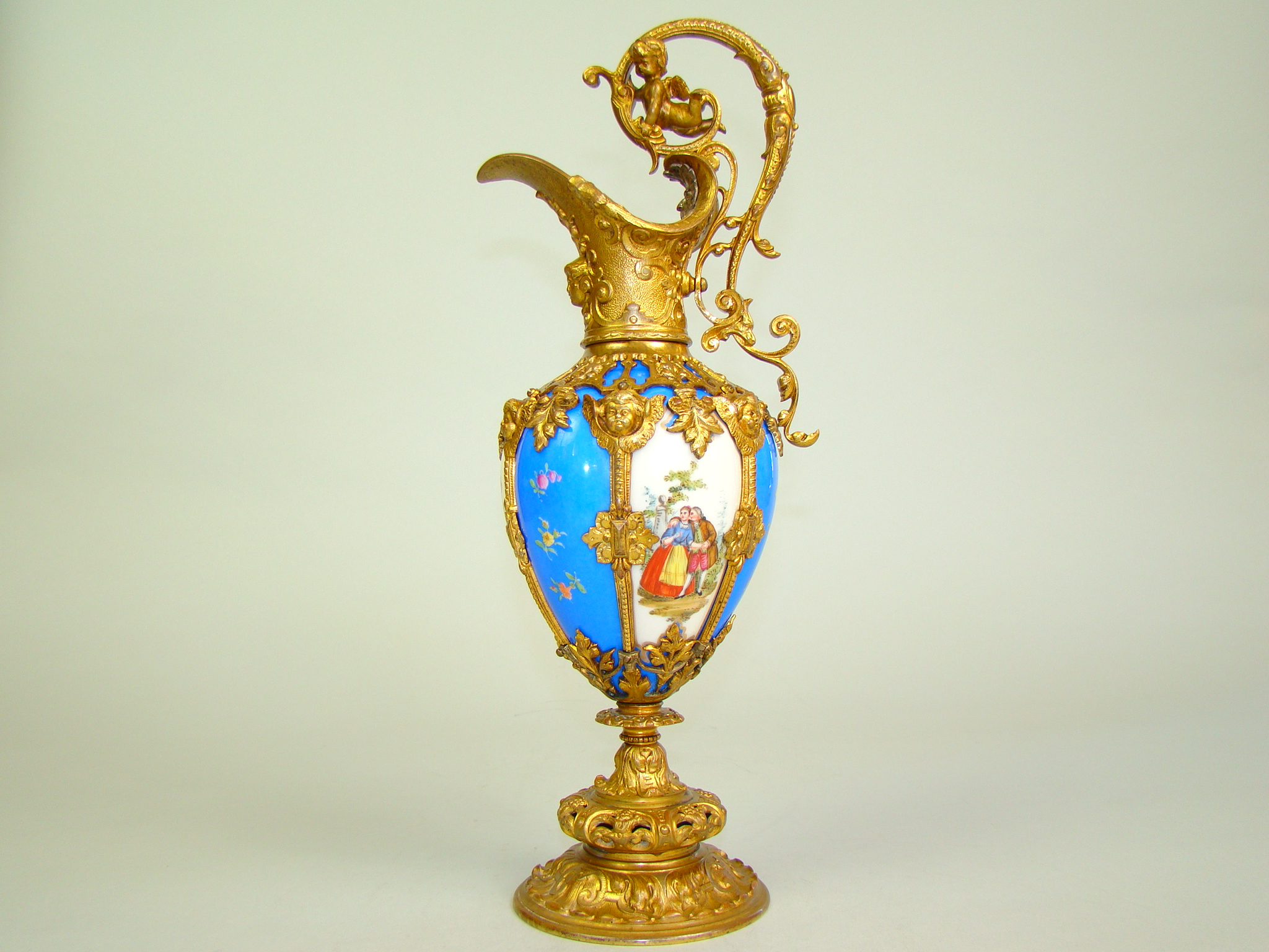 DZBAN CUDO OKUTY BRĄZEM ZŁOCONYM W AMORY A-1957