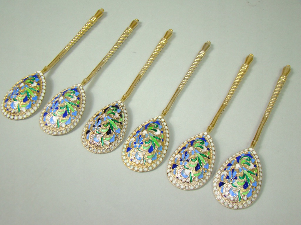 ROSJA PRÓBA 84 SREBRO ZŁOCONE W EMALII A-1874 ROSJA PRÓBA 84 SREBRO ZŁOCONE W EMALII A-1874