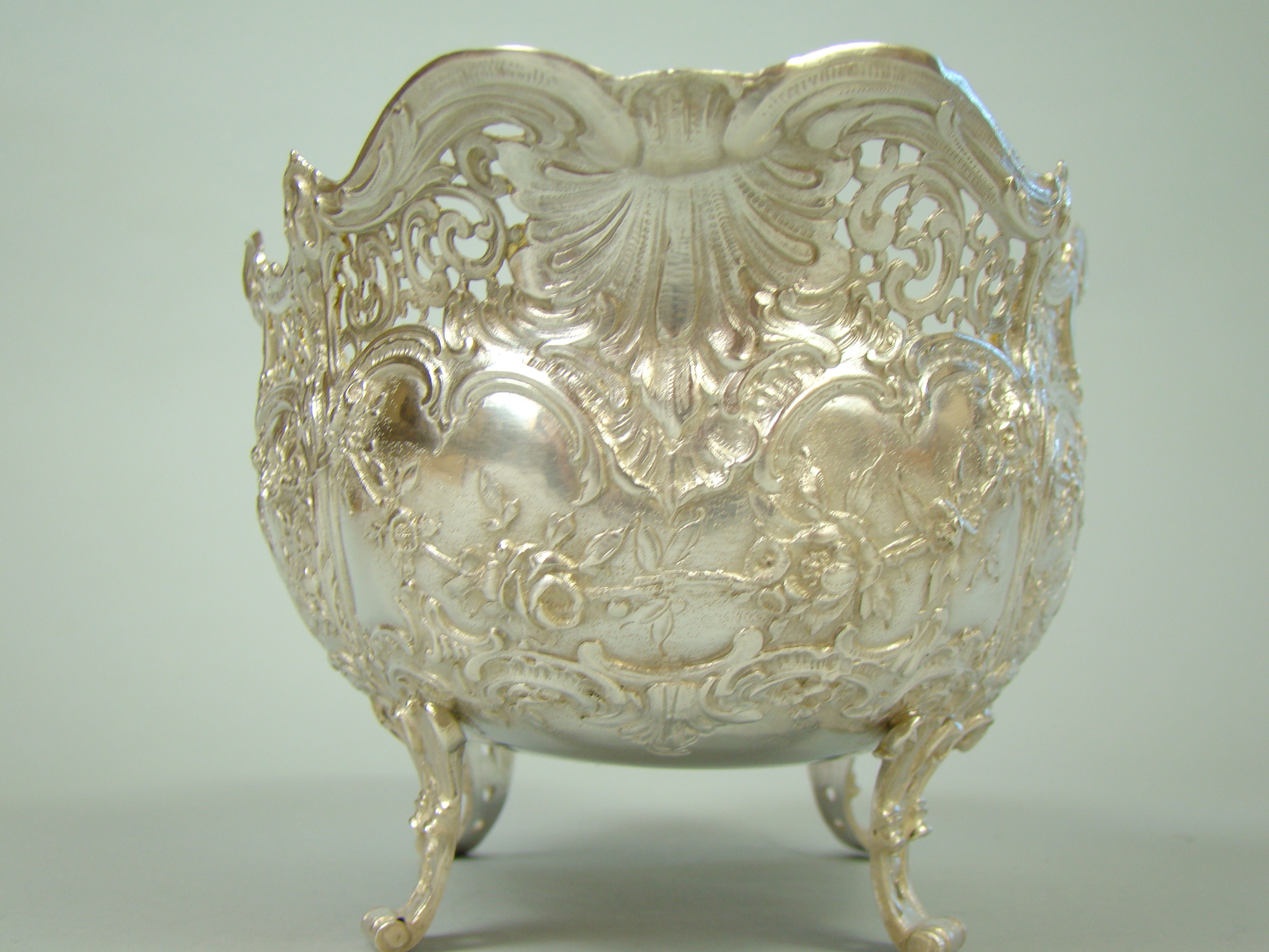 OLBRZYMI ŻARDINIERA W AMORACH UNIKAT A-2096