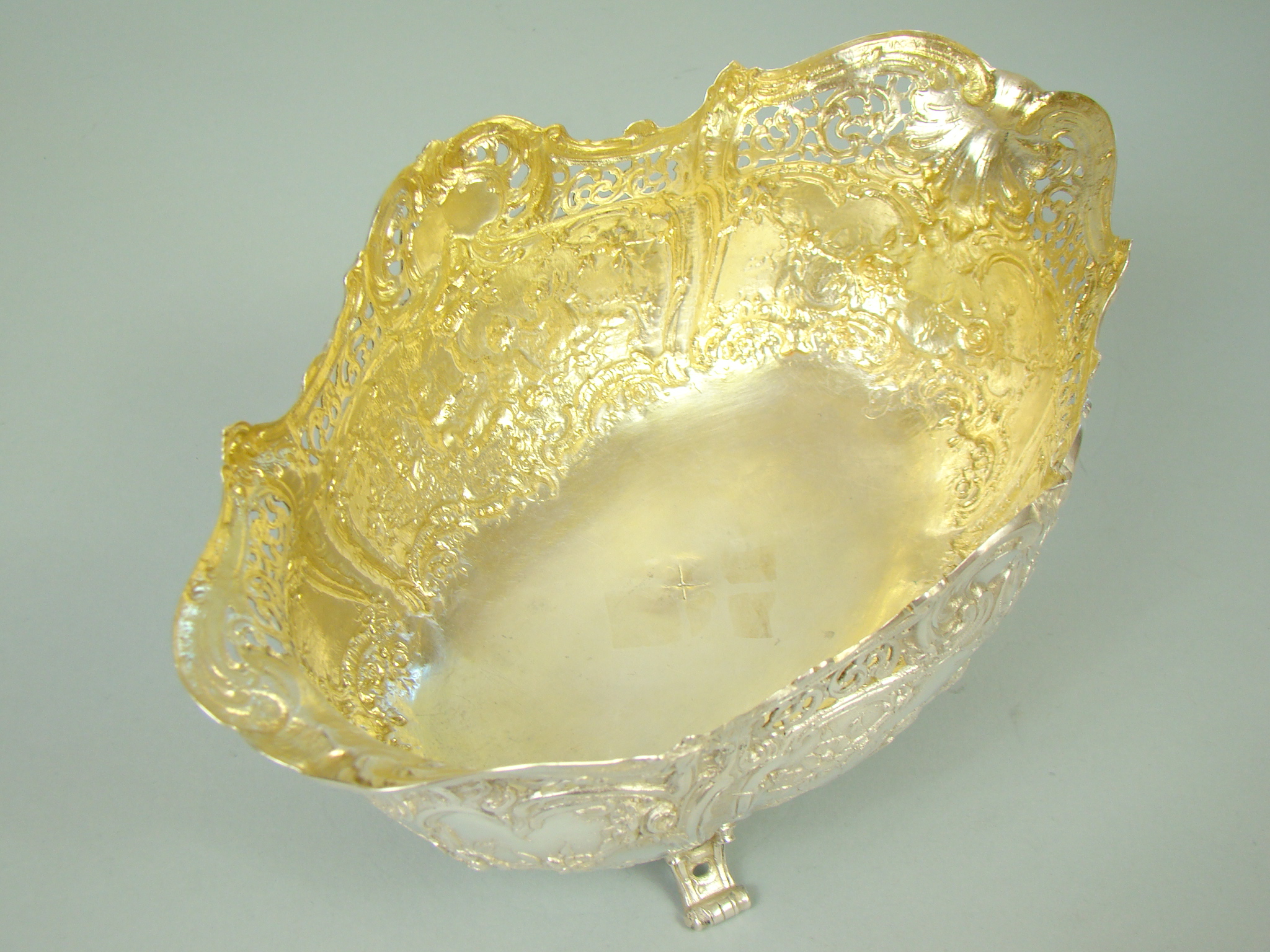 OLBRZYMI ŻARDINIERA W AMORACH UNIKAT A-2096