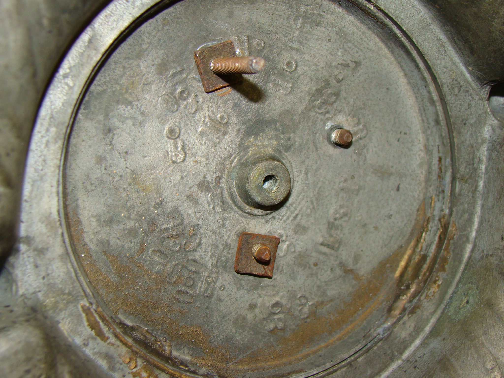 KATALOGOWANA FIGURALNA LAMPA - AUKCYJNA A-2115